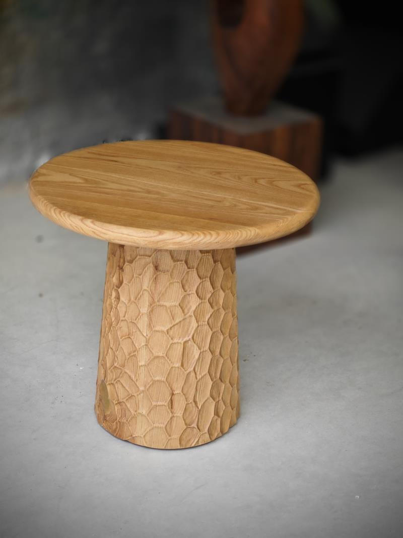 Modern natural hand-carved honeycomb solid wood side table