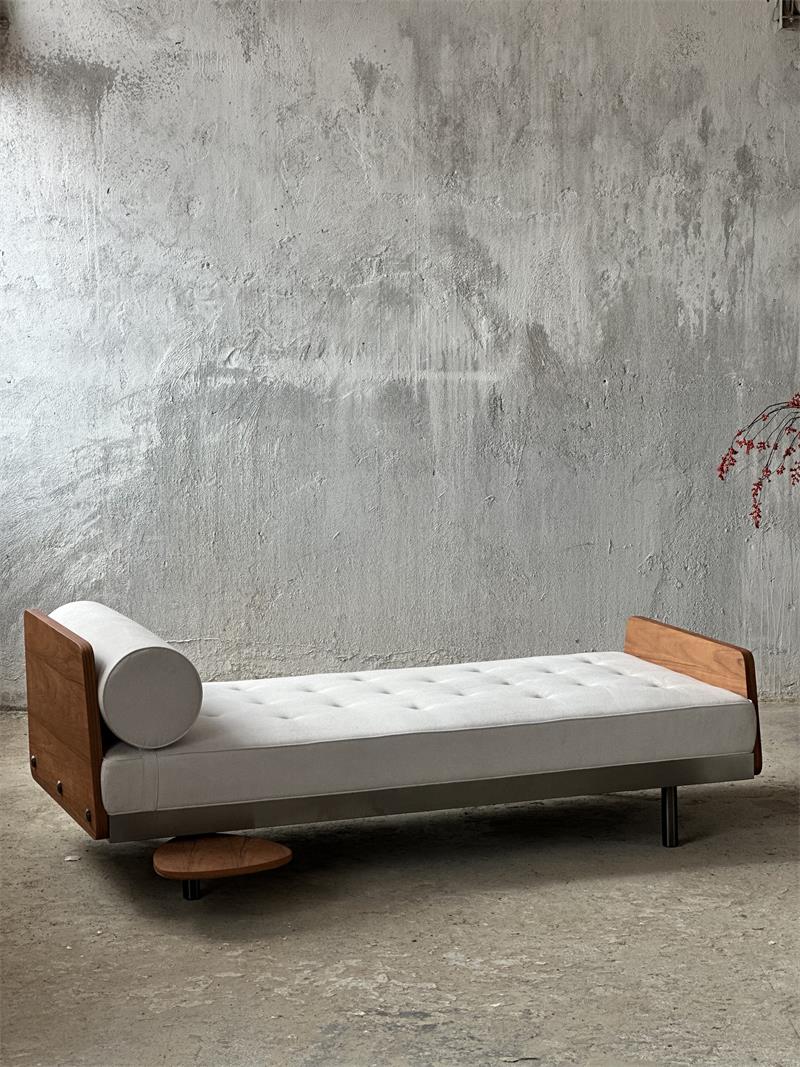 Modern minimalist solid wood and metal small table Japanese-style sofa