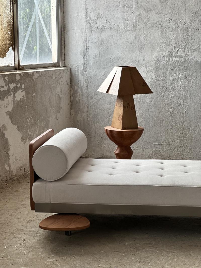 Modern minimalist solid wood and metal small table Japanese-style sofa