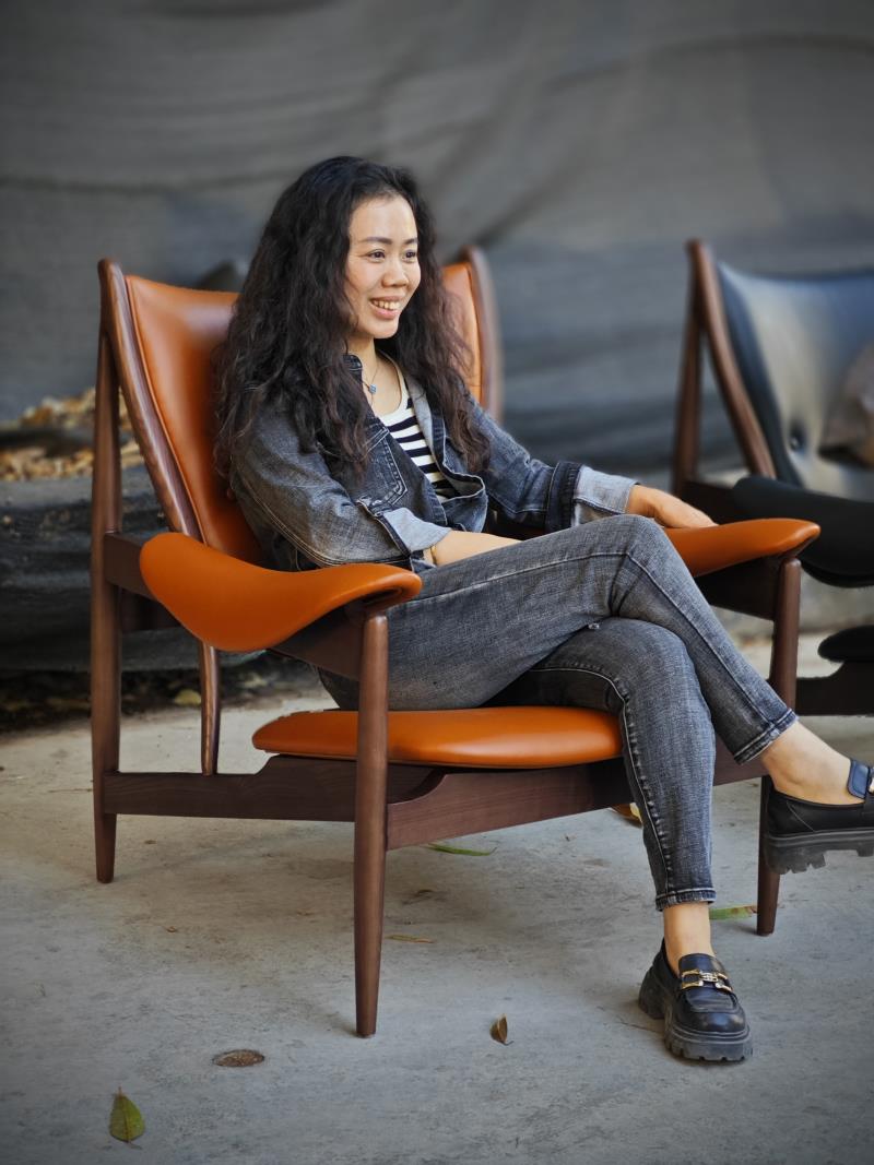 Medieval high-look solid wood frame chief chair