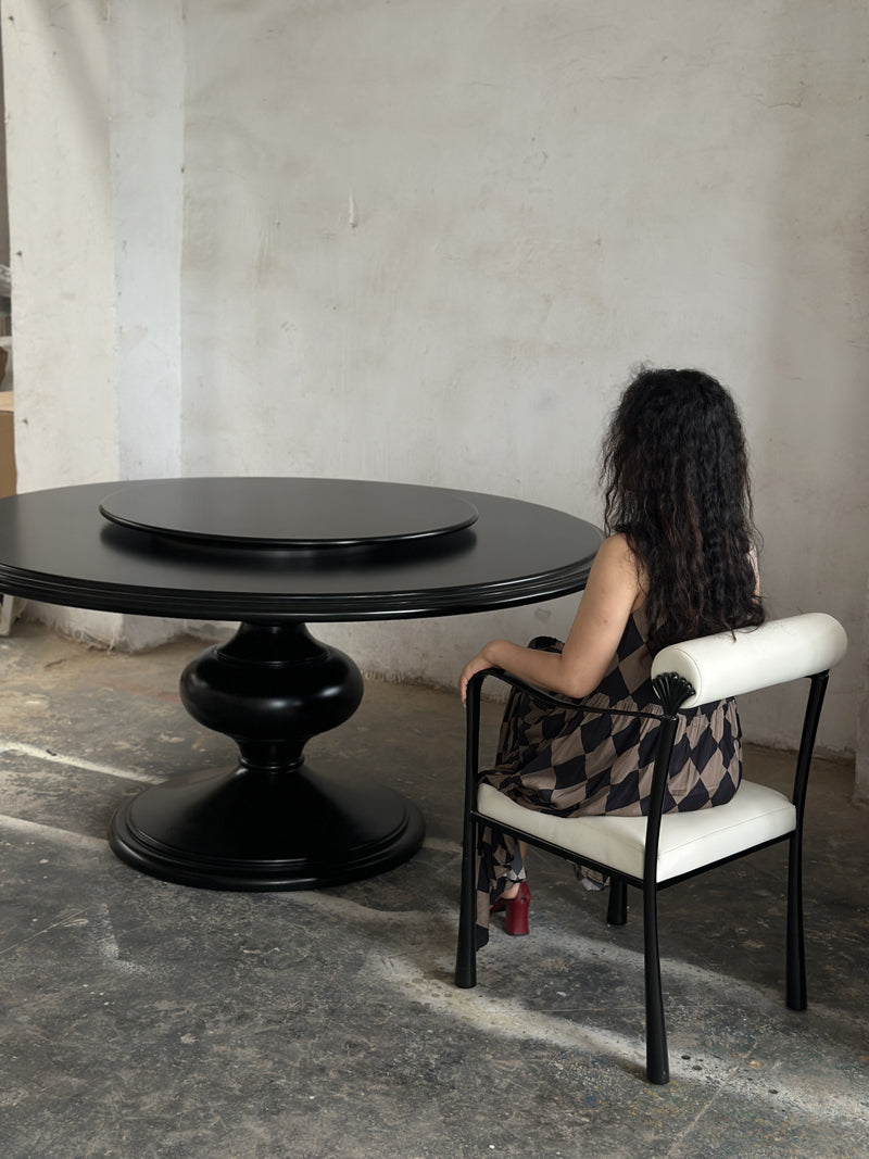 American Light Luxury Wood Black Round Table