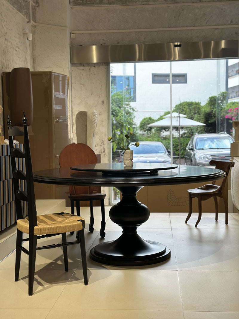 American Light Luxury Wood Black Round Table