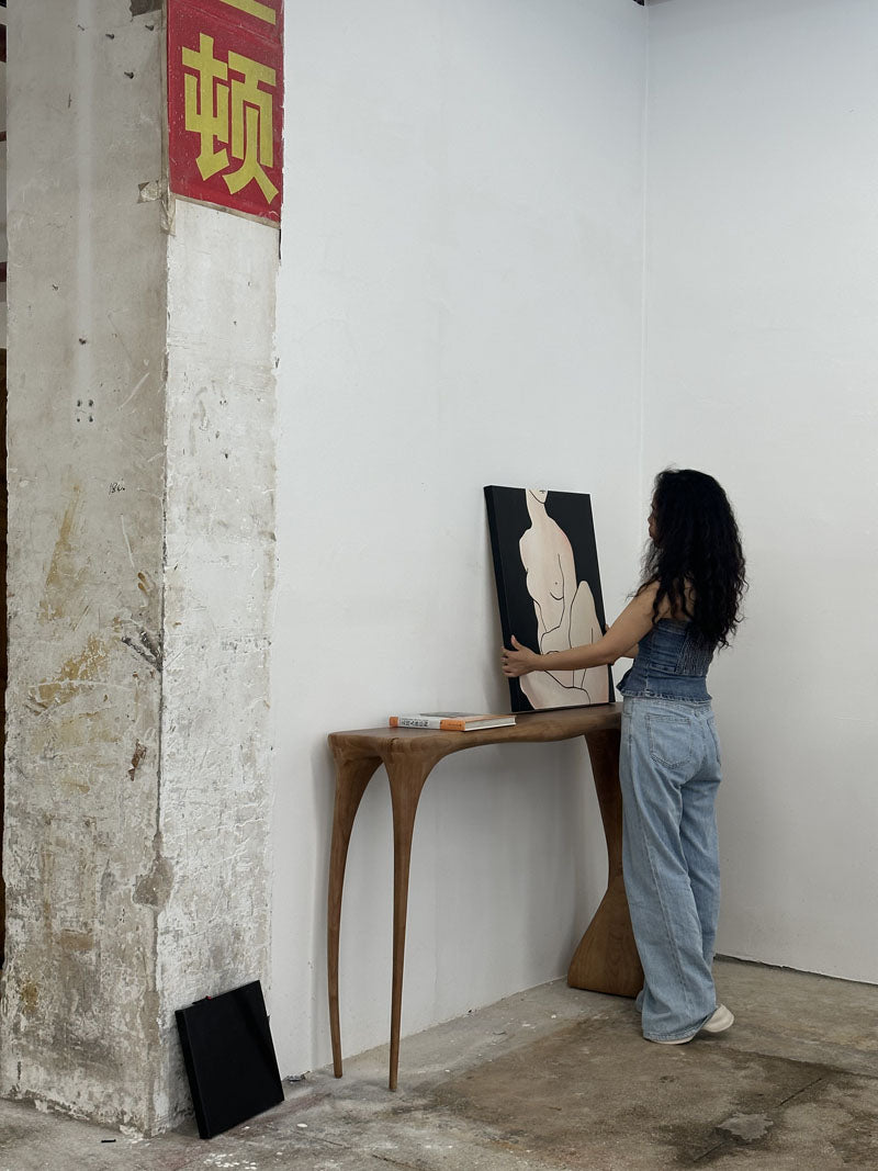 Solid Wood Enterway Table Art Decoration