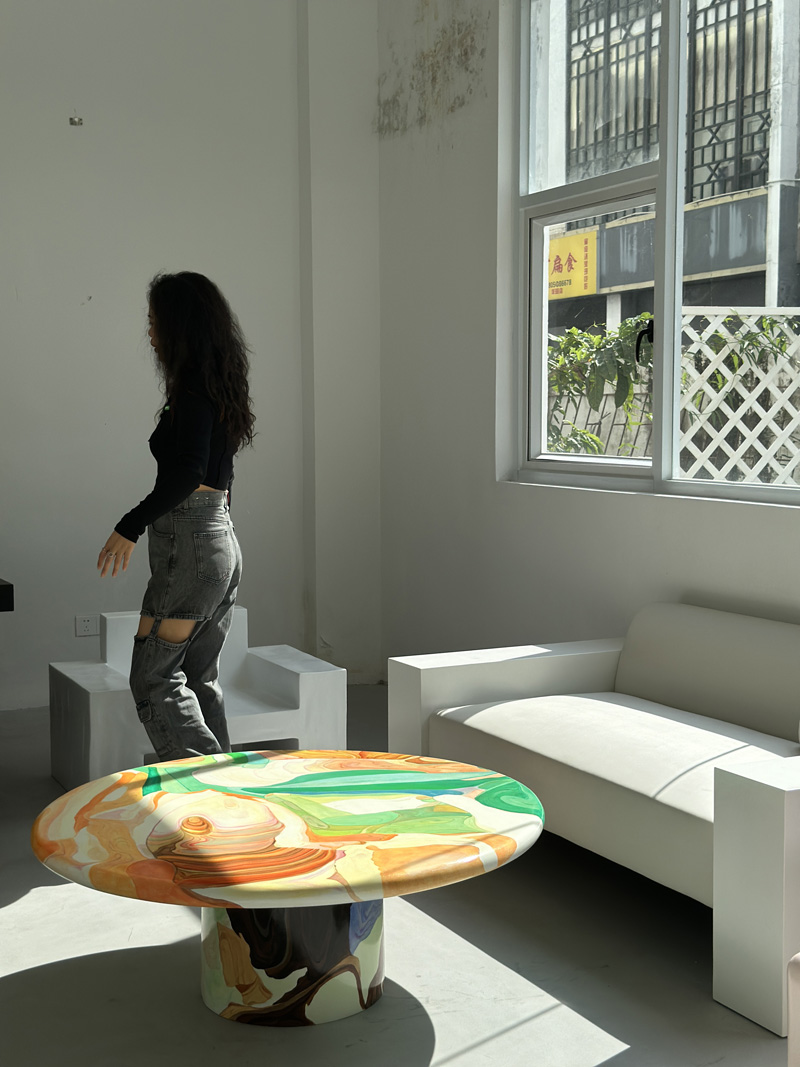Handmade Painting Colorful Wooden Round Coffee Table 