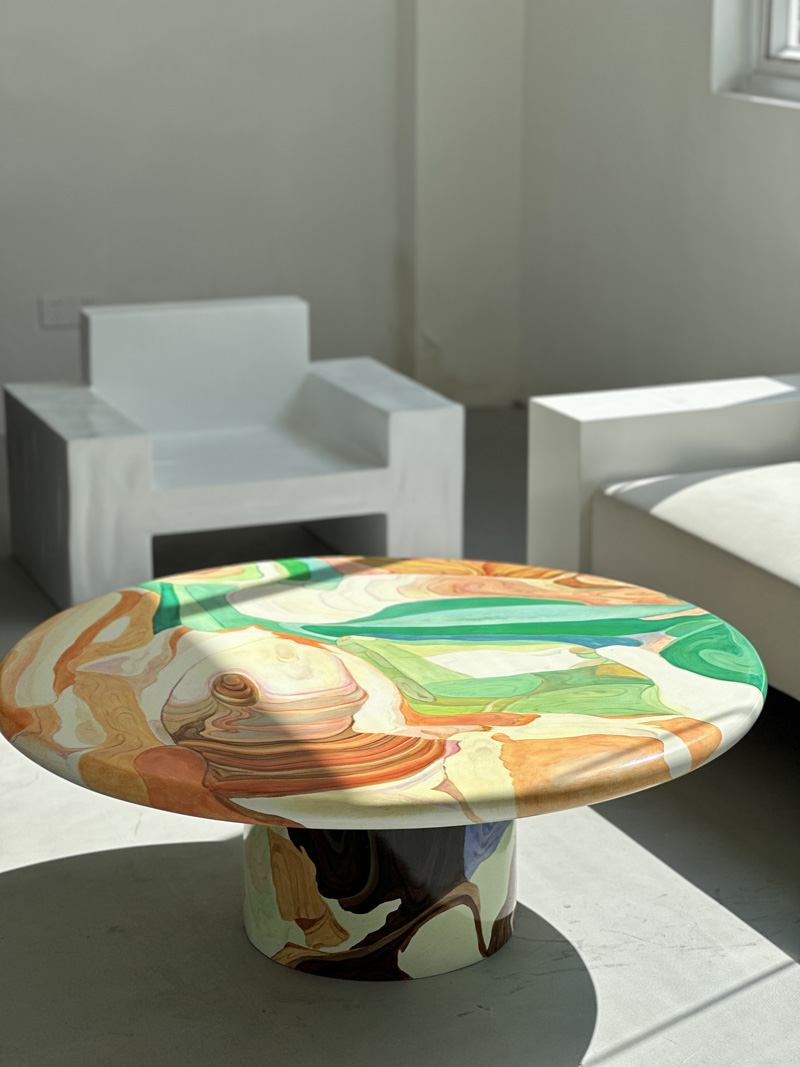 Handmade Painting Colorful Wooden Round Coffee Table 