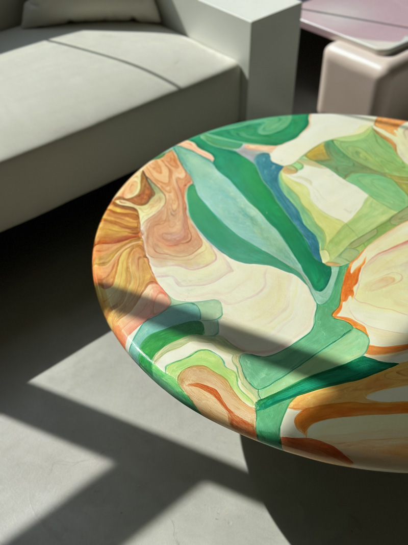 Handmade Painting Colorful Wooden Round Coffee Table 