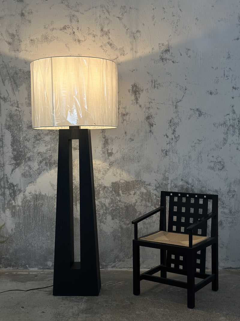 Nordic Minimalist Wooden Floor Lamp