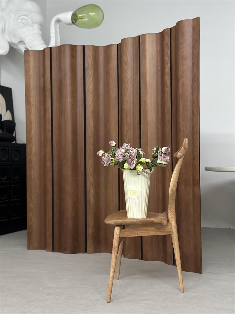 Modern minimalist high-value wavy top solid wood partition screen