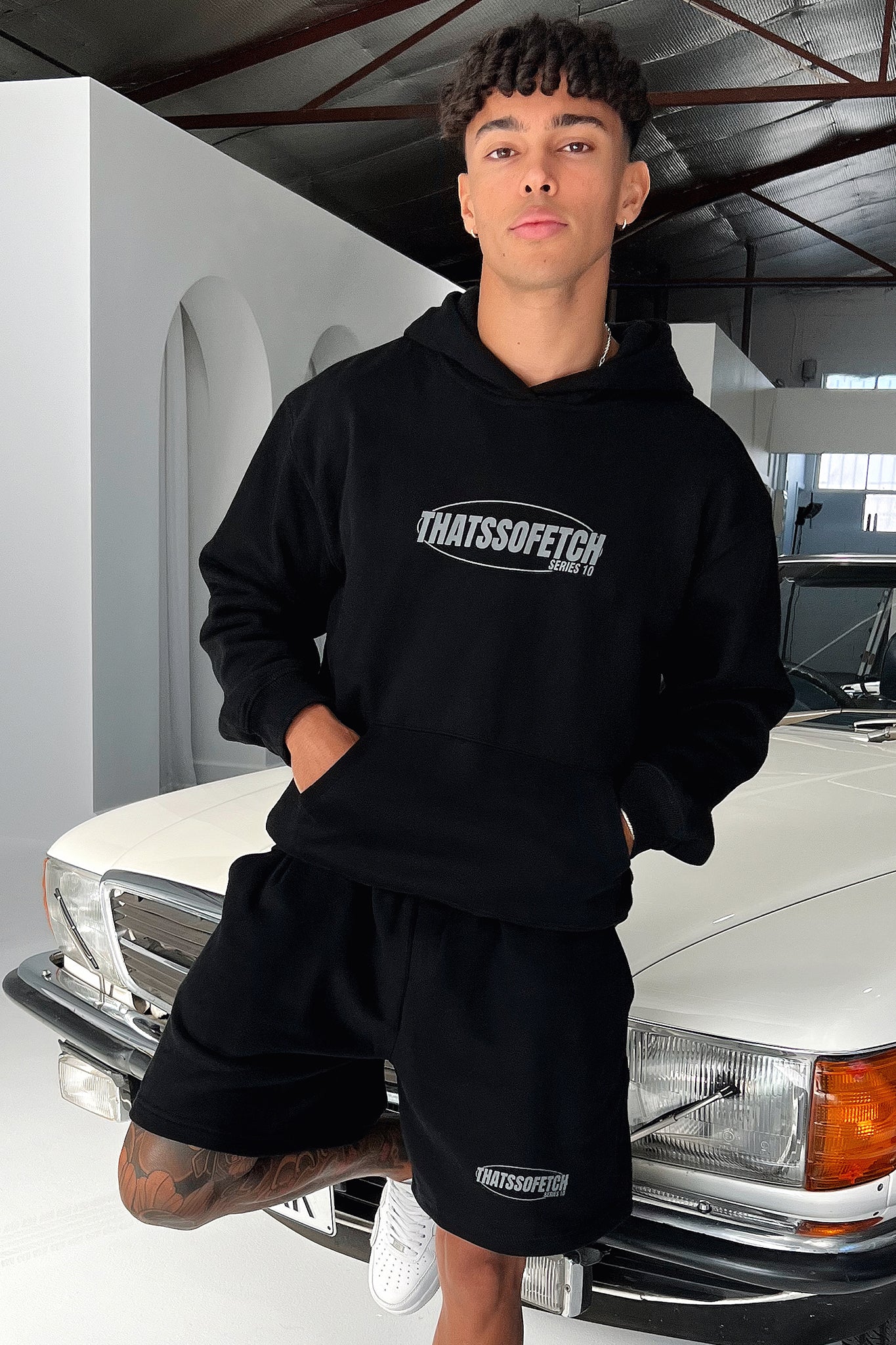 Series 10 3/4 Shorts - Black-Coutiqo