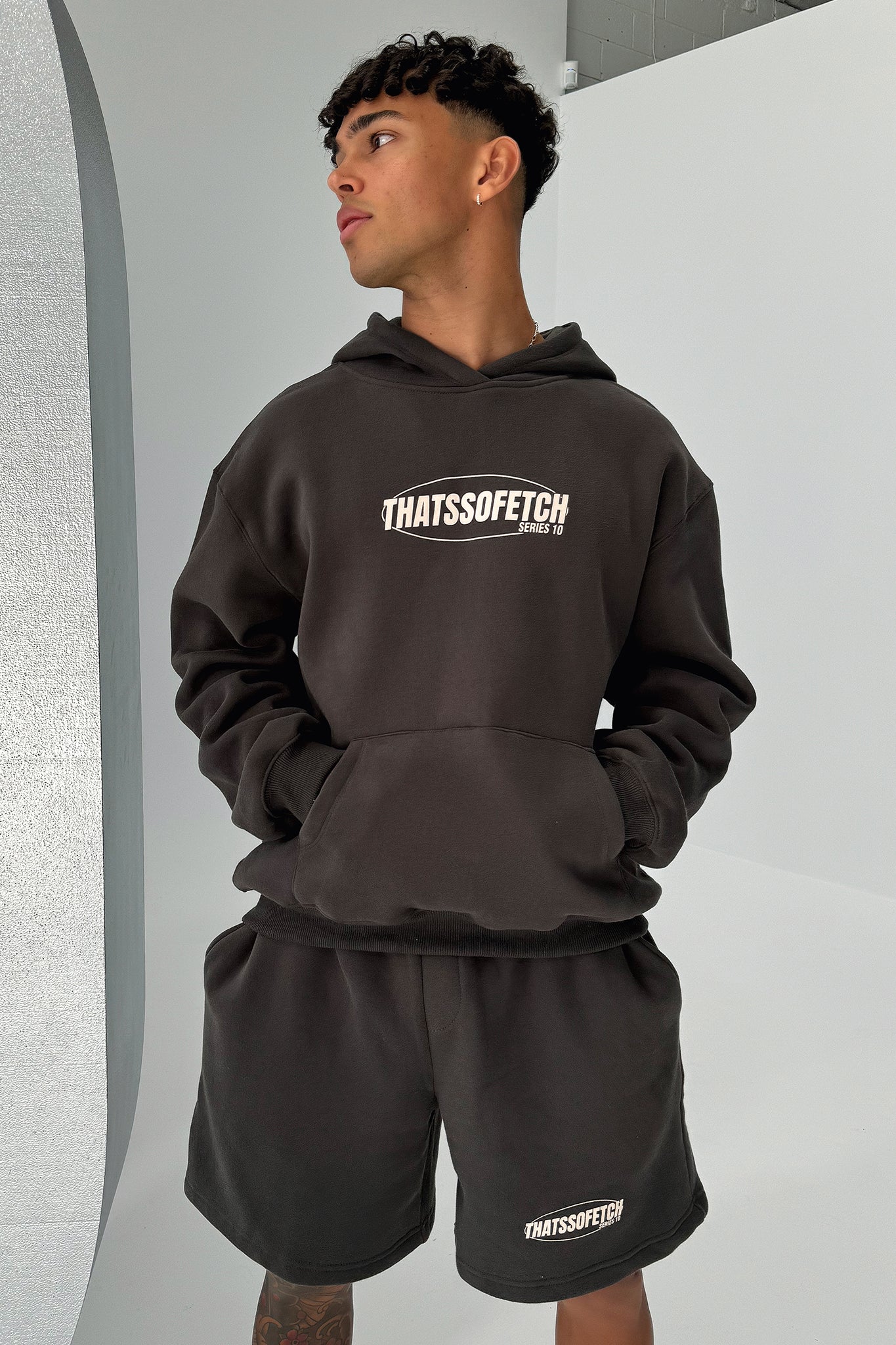 Series 10 3/4 Shorts - Charcoal-Coutiqo