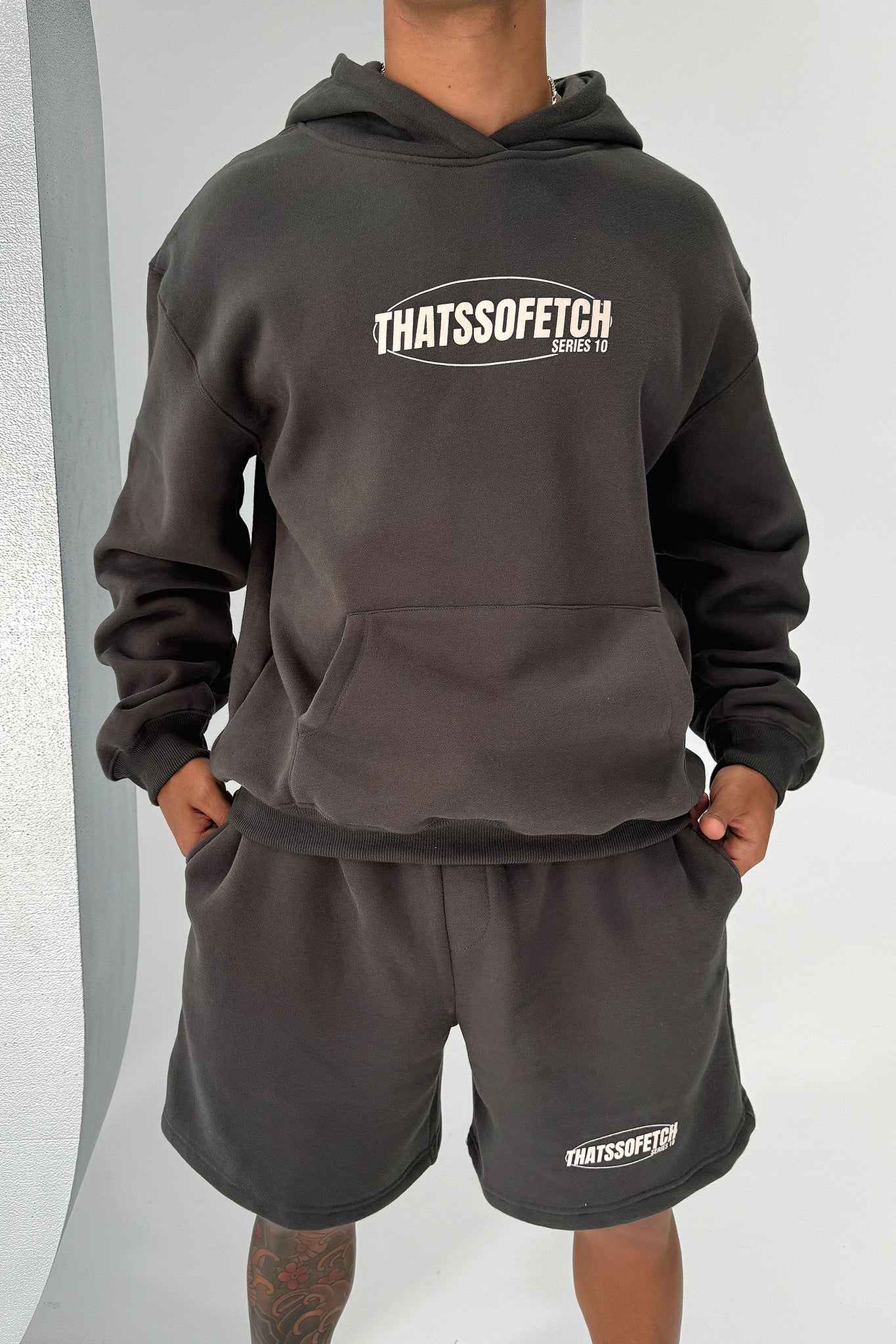 Series 10 3/4 Shorts - Charcoal-Coutiqo