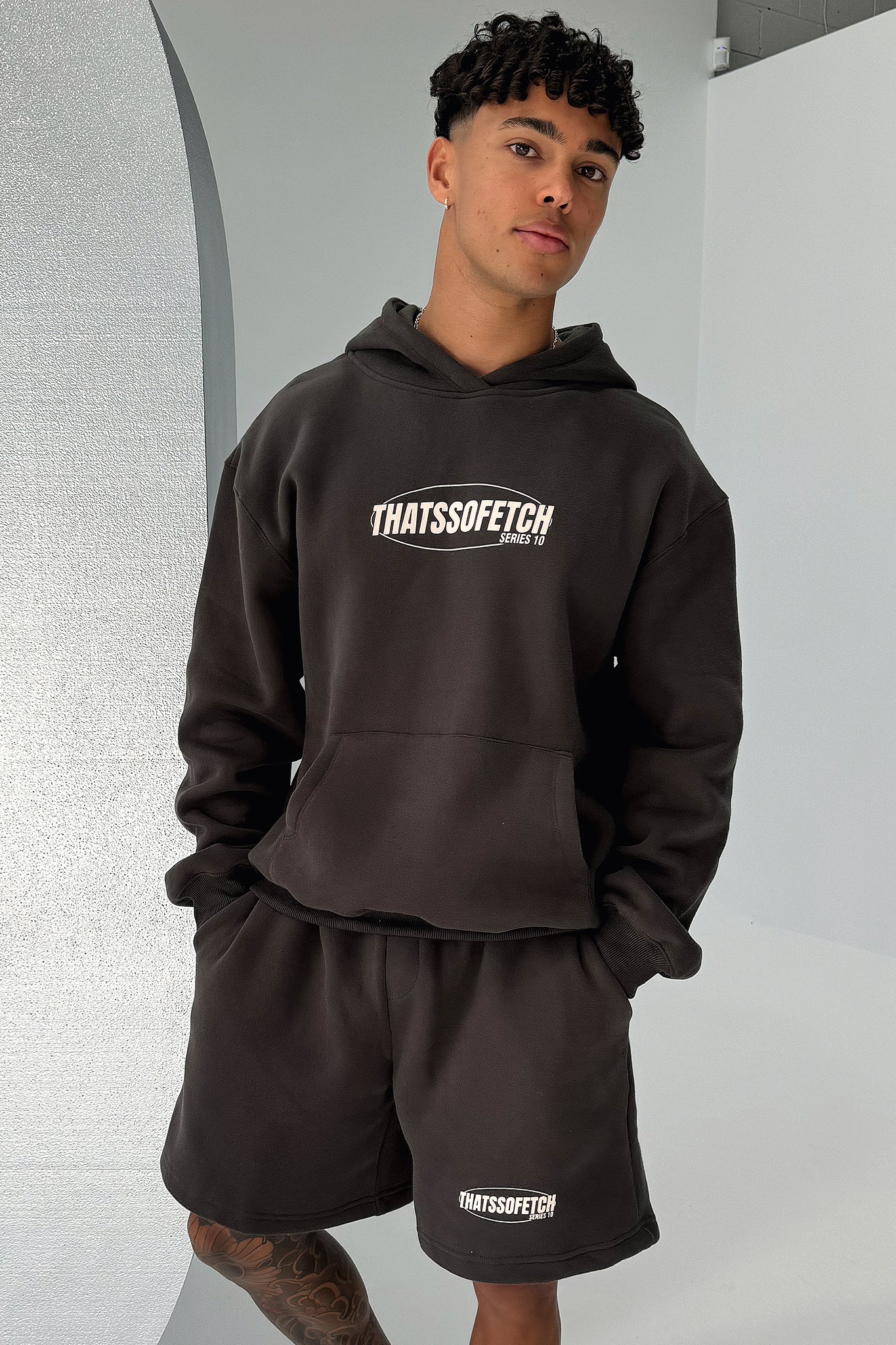Series 10 3/4 Shorts - Charcoal-Coutiqo