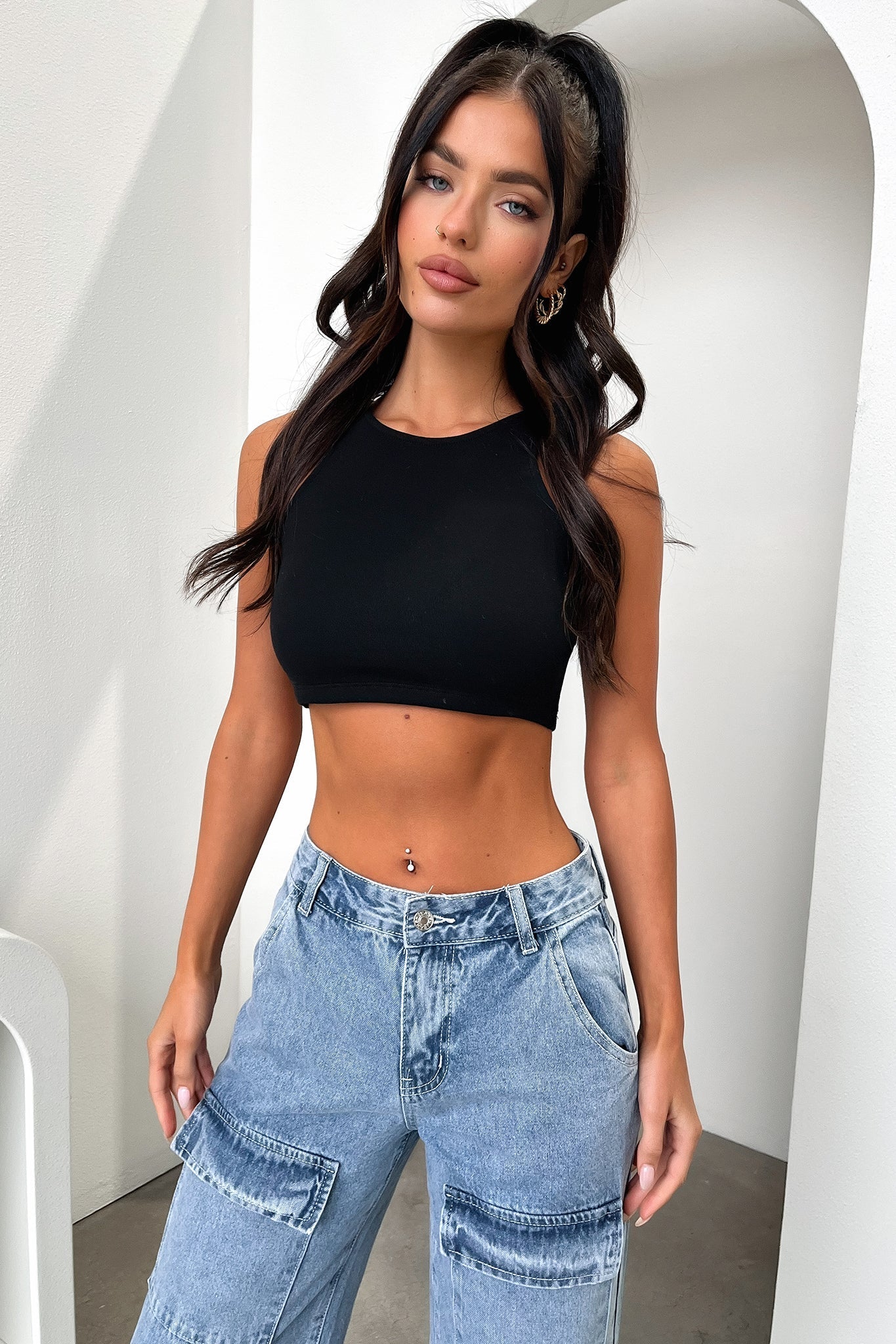 Adelina Crop - Black-Coutiqo