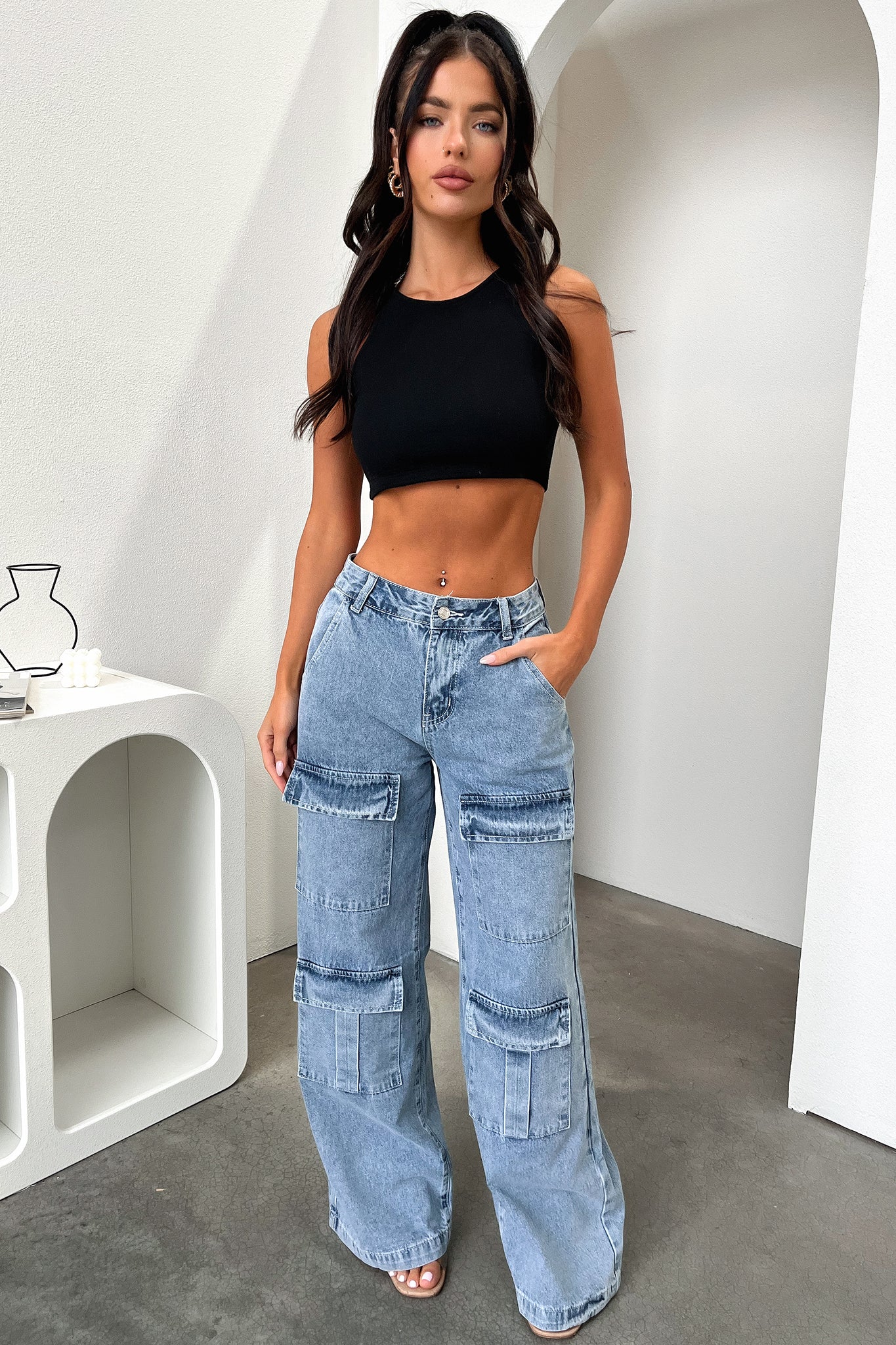 Adelina Crop - Black-Coutiqo