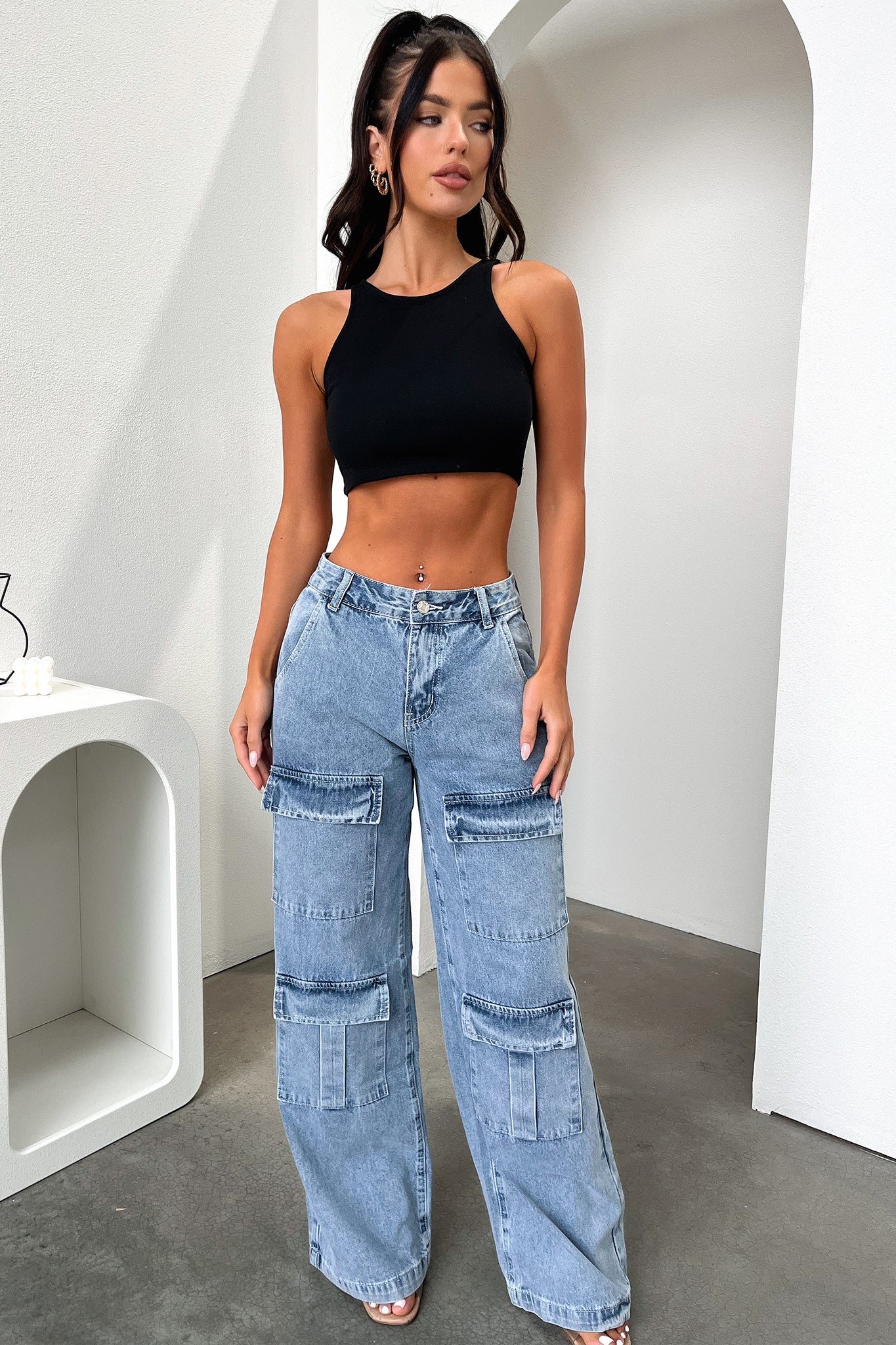 Adelina Crop - Black-Coutiqo