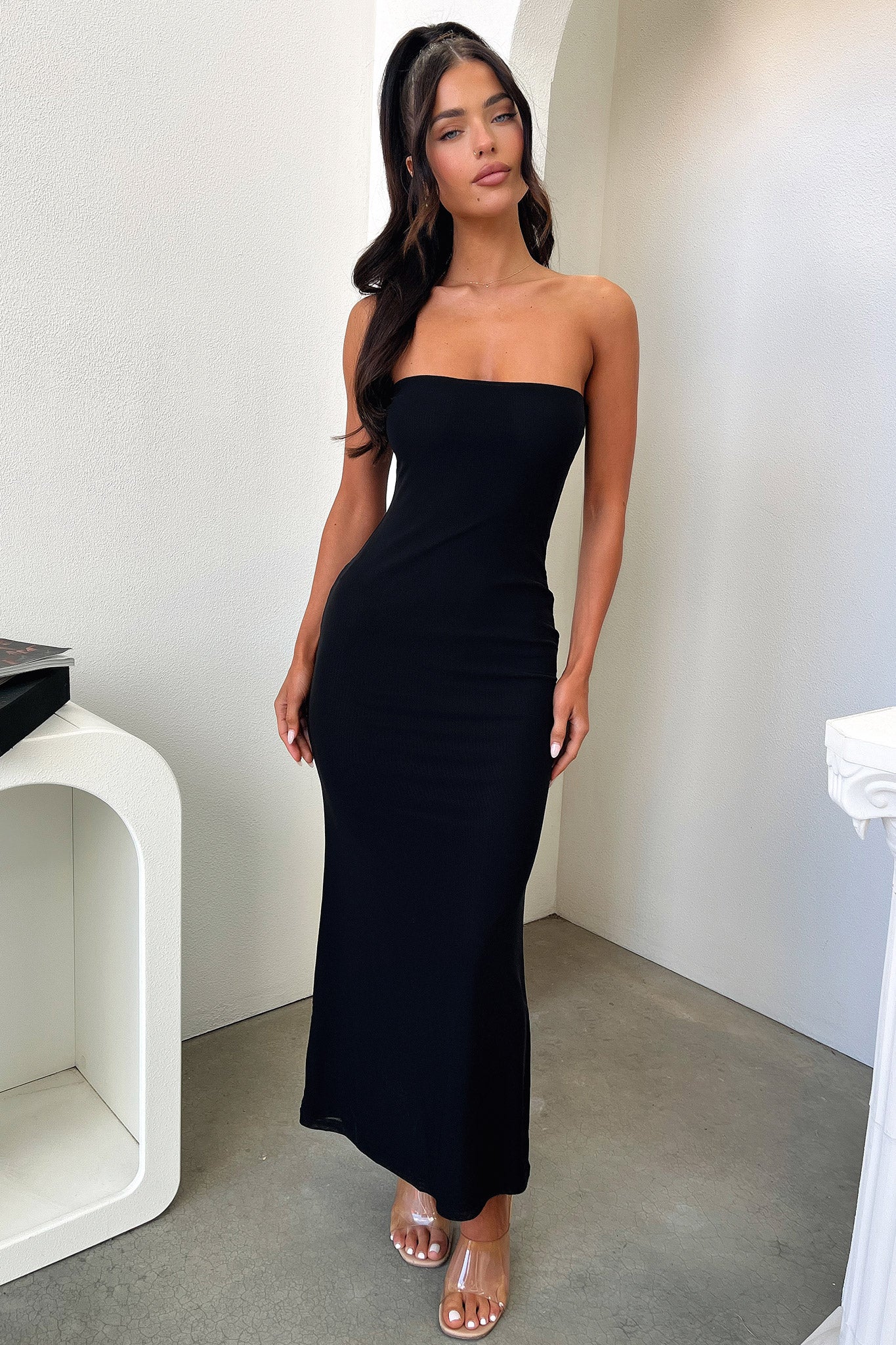 Carina Maxi Dress - Black-Coutiqo