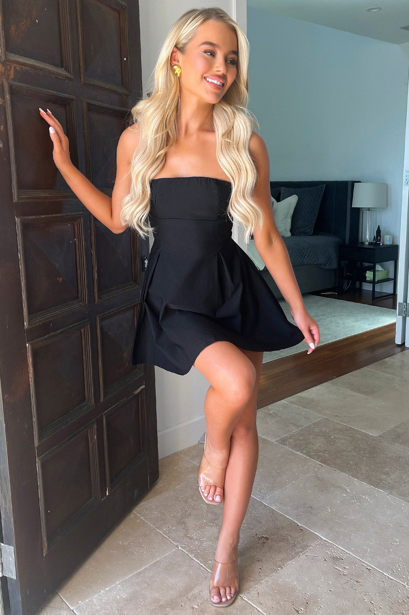 Charlize Strapless Mini Dress - Black-Coutiqo