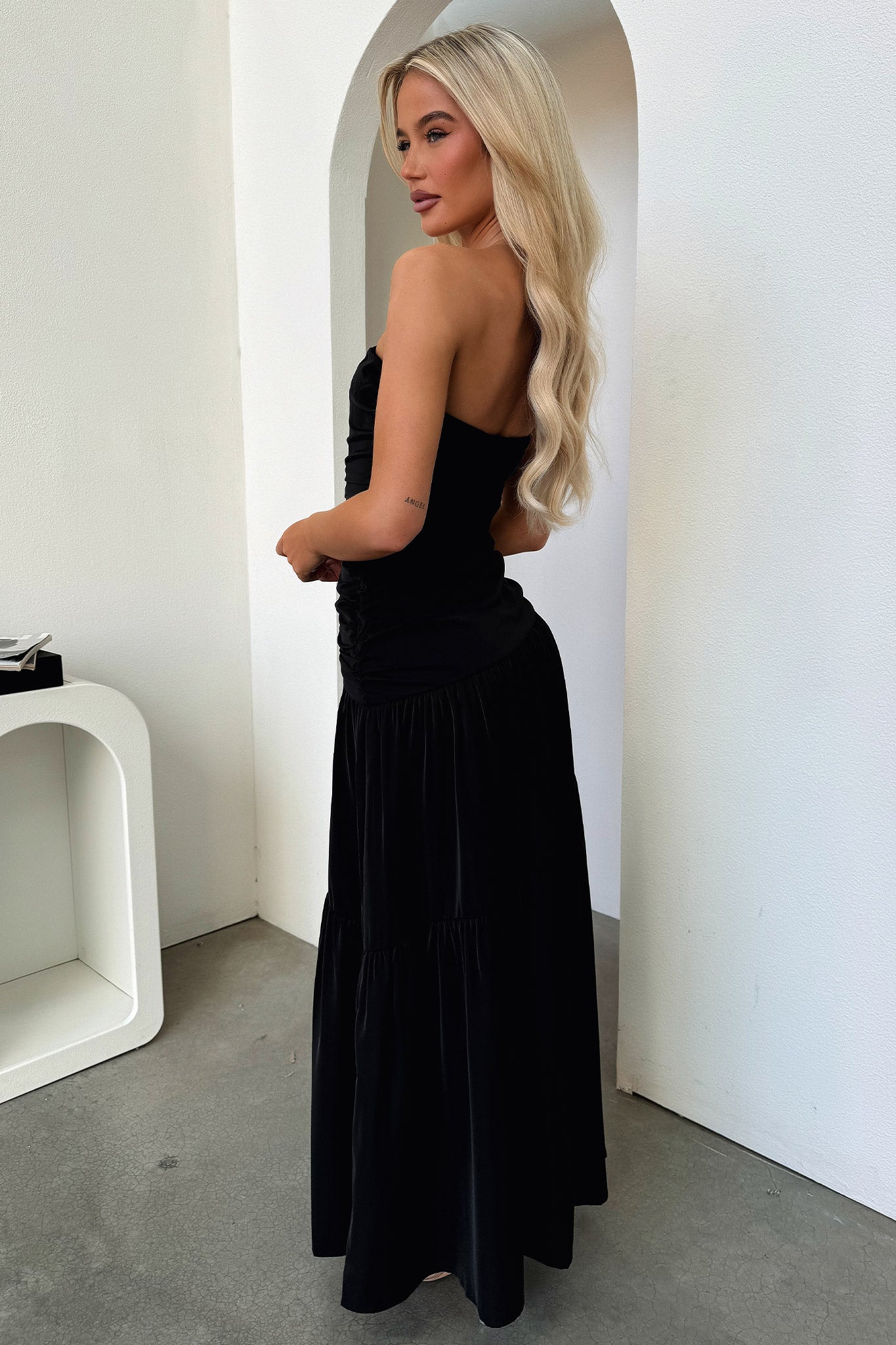 Charlotte Strapless Maxi Dress - Black-Coutiqo