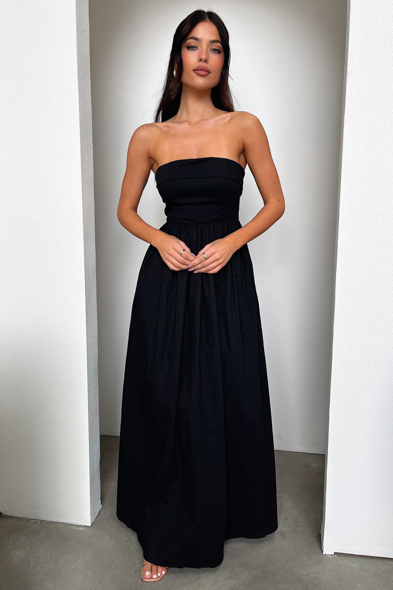 Cornell Maxi Dress - Black-Coutiqo