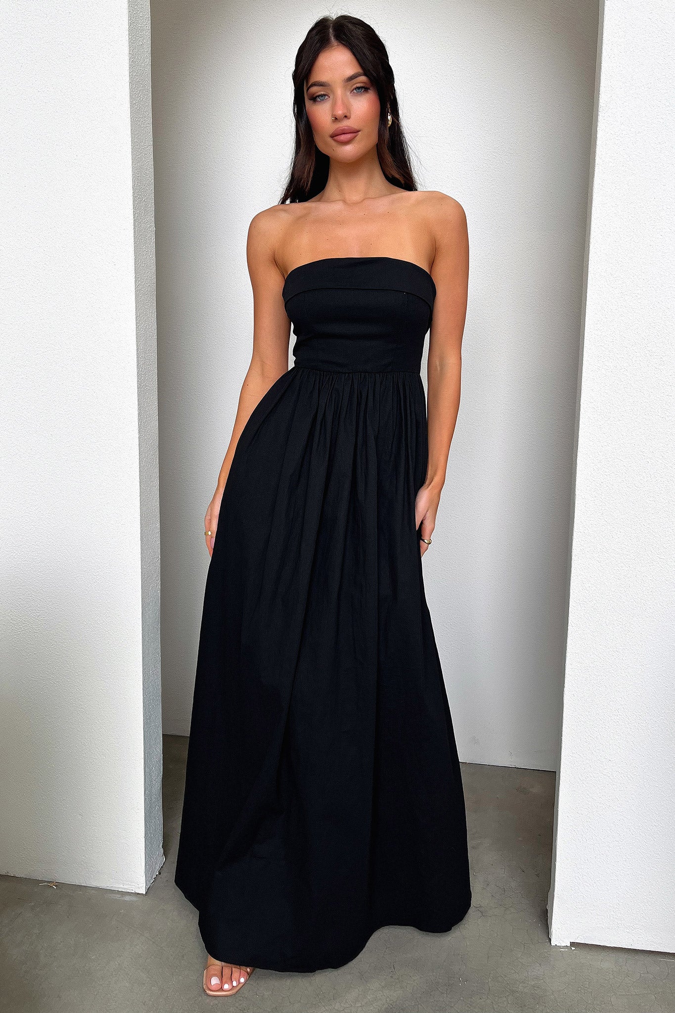 Cornell Maxi Dress - Black-Coutiqo
