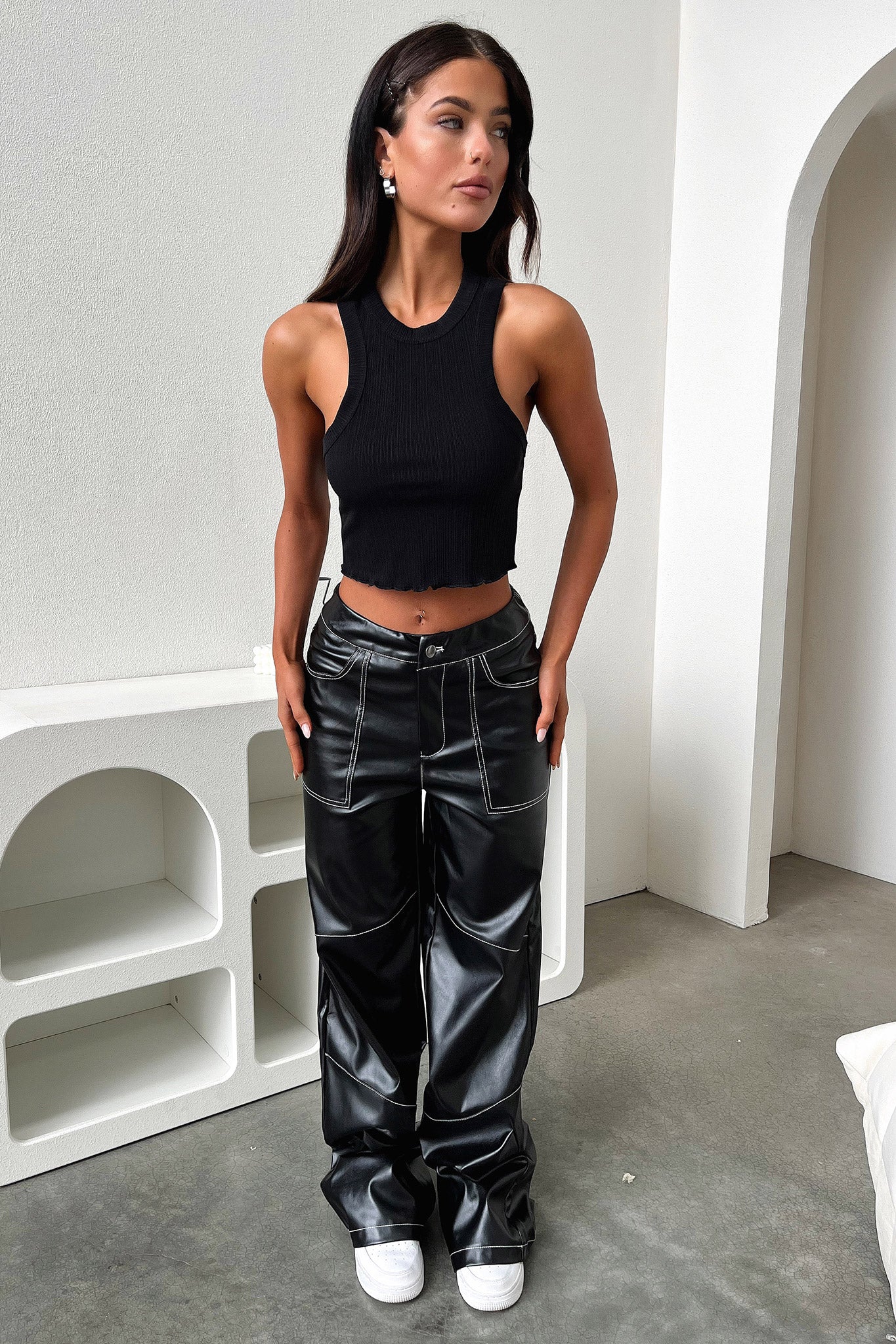 Diana Singlet - Black-Coutiqo