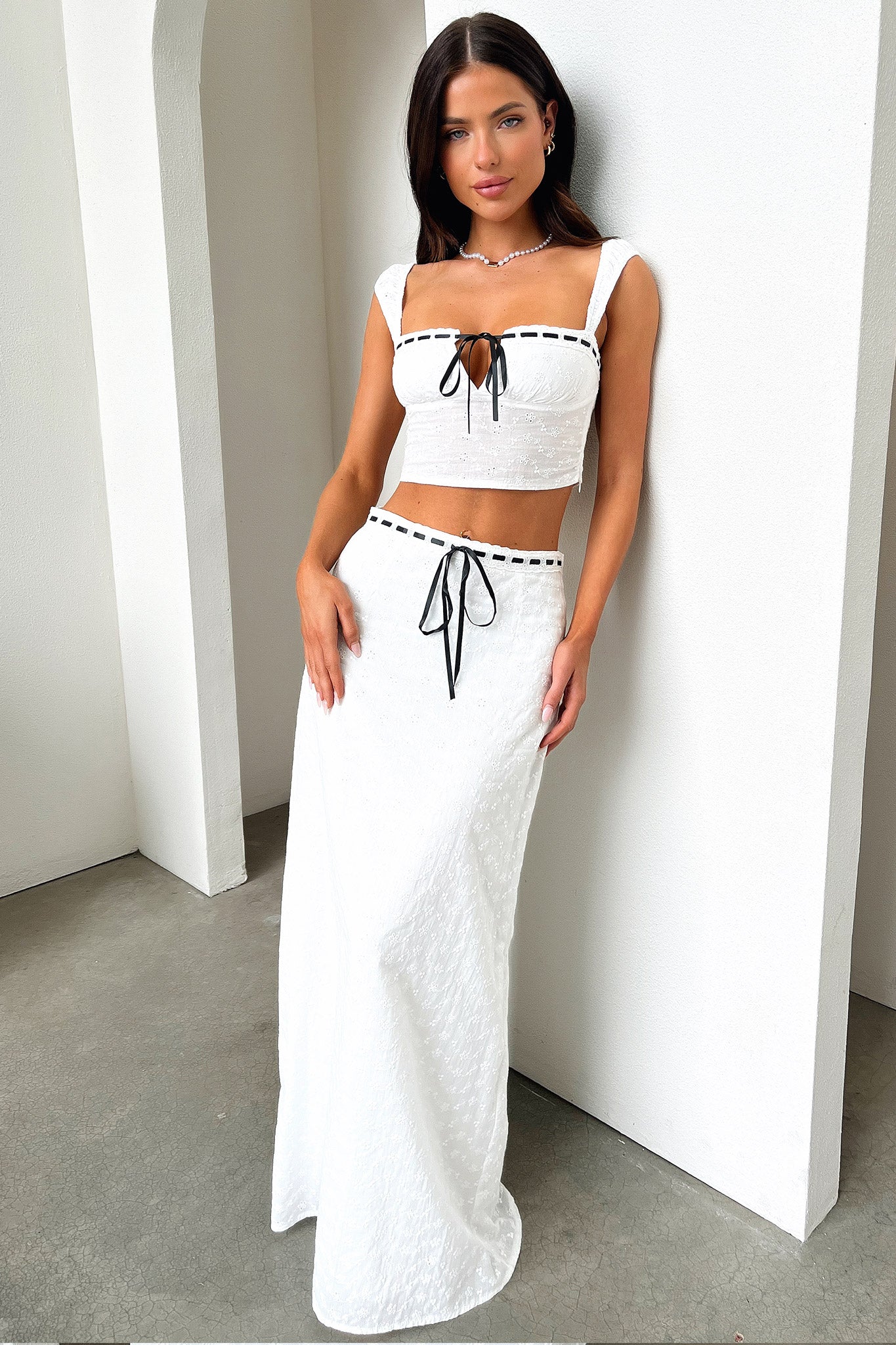 Flora Maxi Skirt - White-Coutiqo
