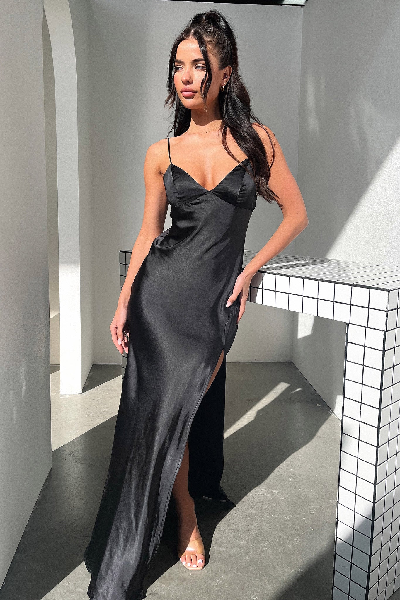 Jennifer Maxi Dress - Black-Coutiqo