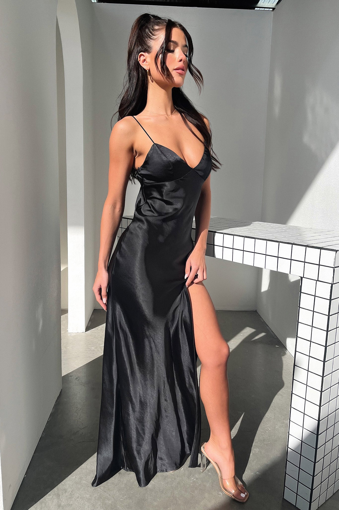 Jennifer Maxi Dress - Black-Coutiqo