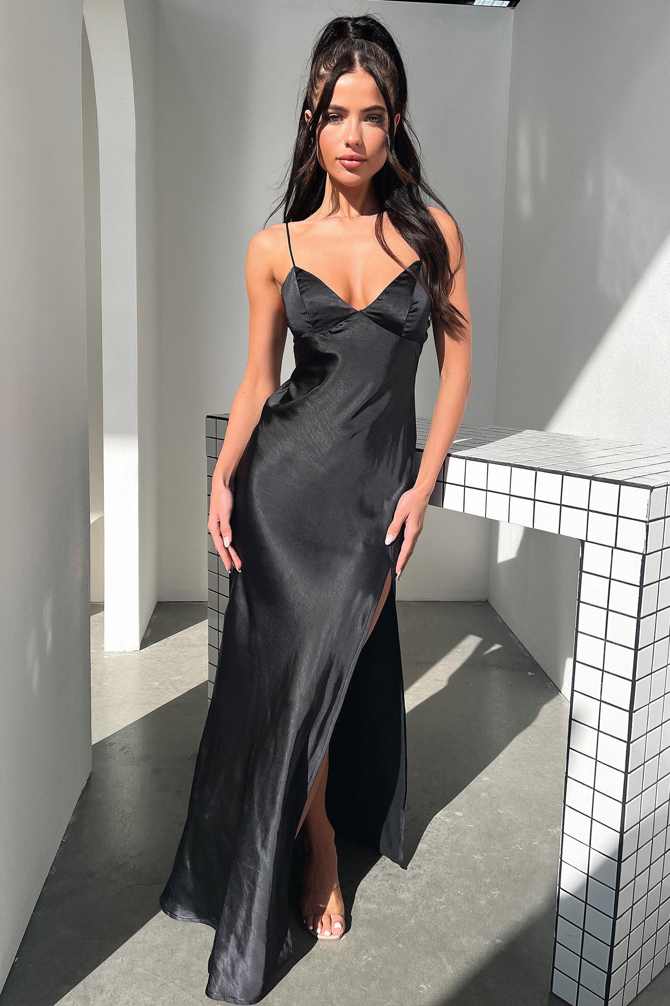 Jennifer Maxi Dress - Black-Coutiqo