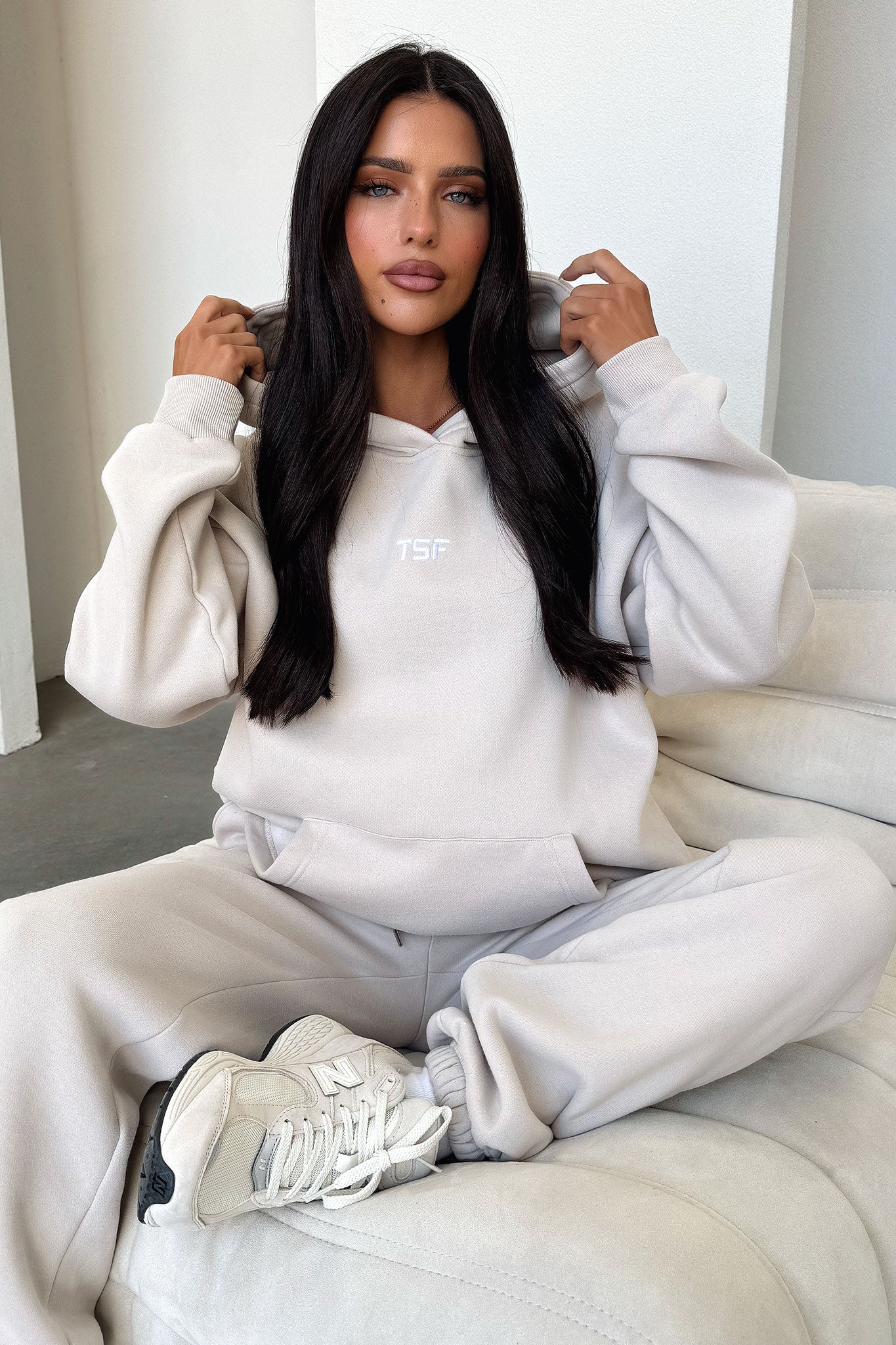 Kaztek Sweatpants - Bone-Coutiqo