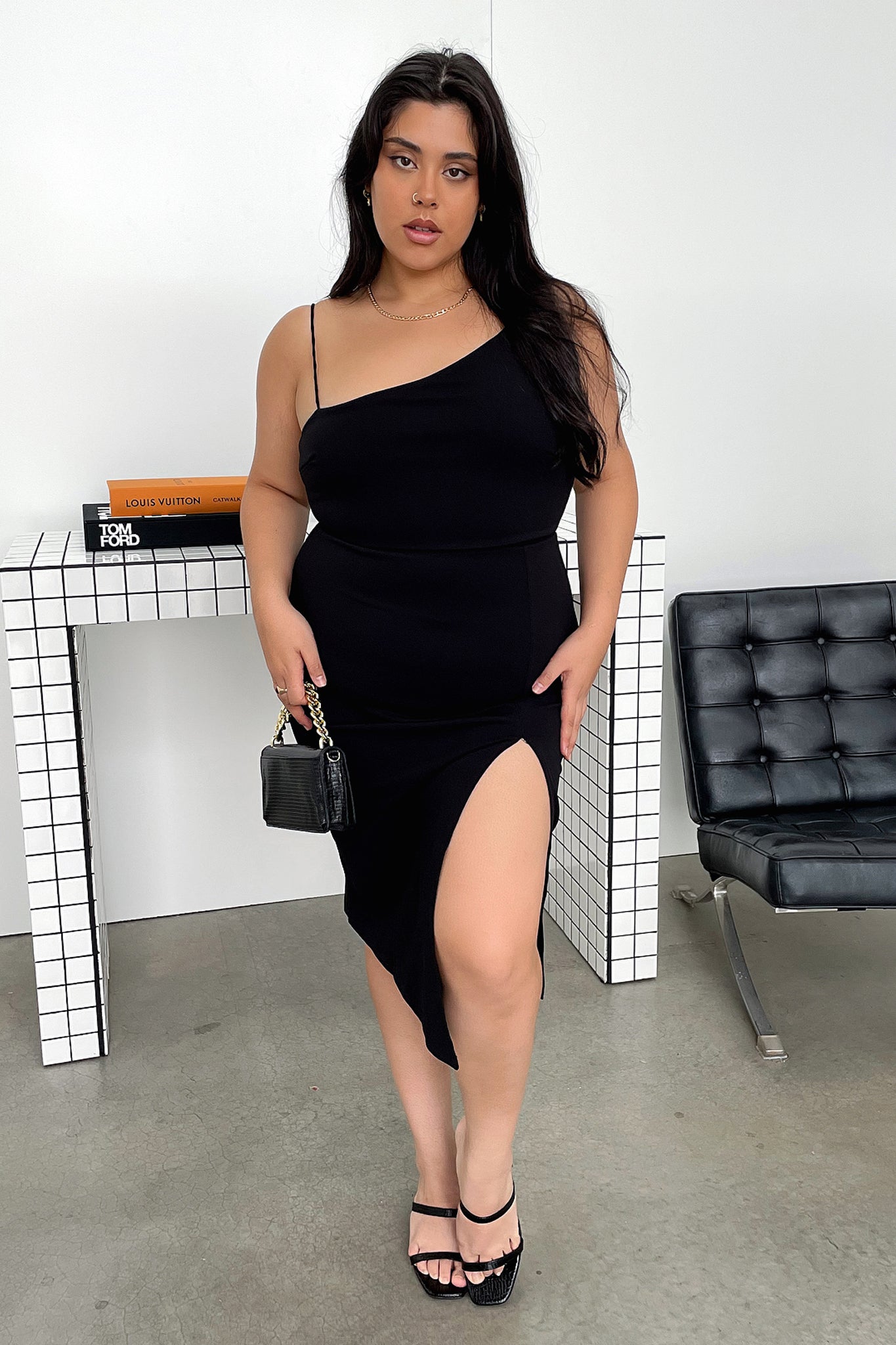 Kira Mini Dress - Black-Coutiqo