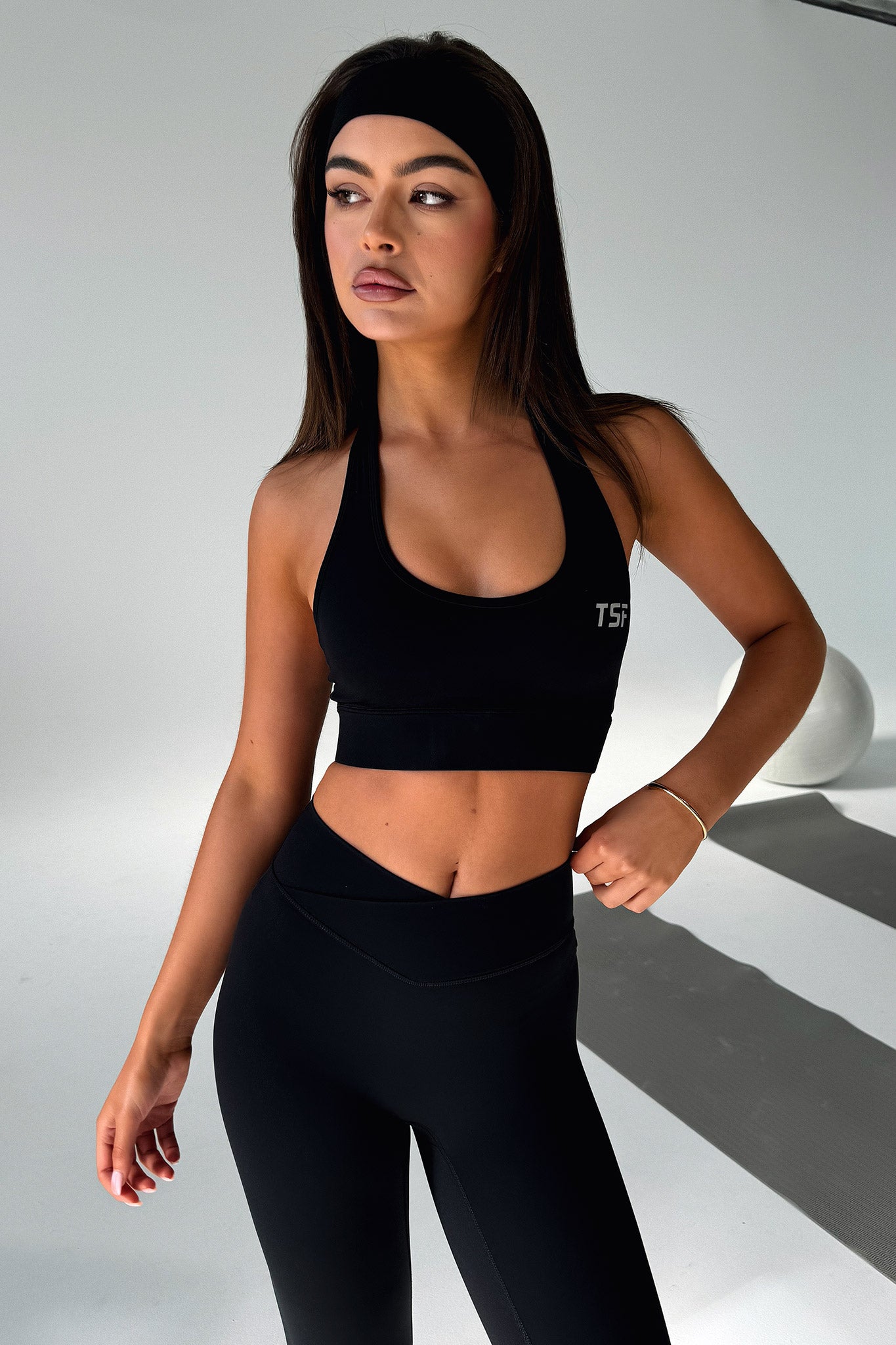 Reddick Tights - Black-Coutiqo