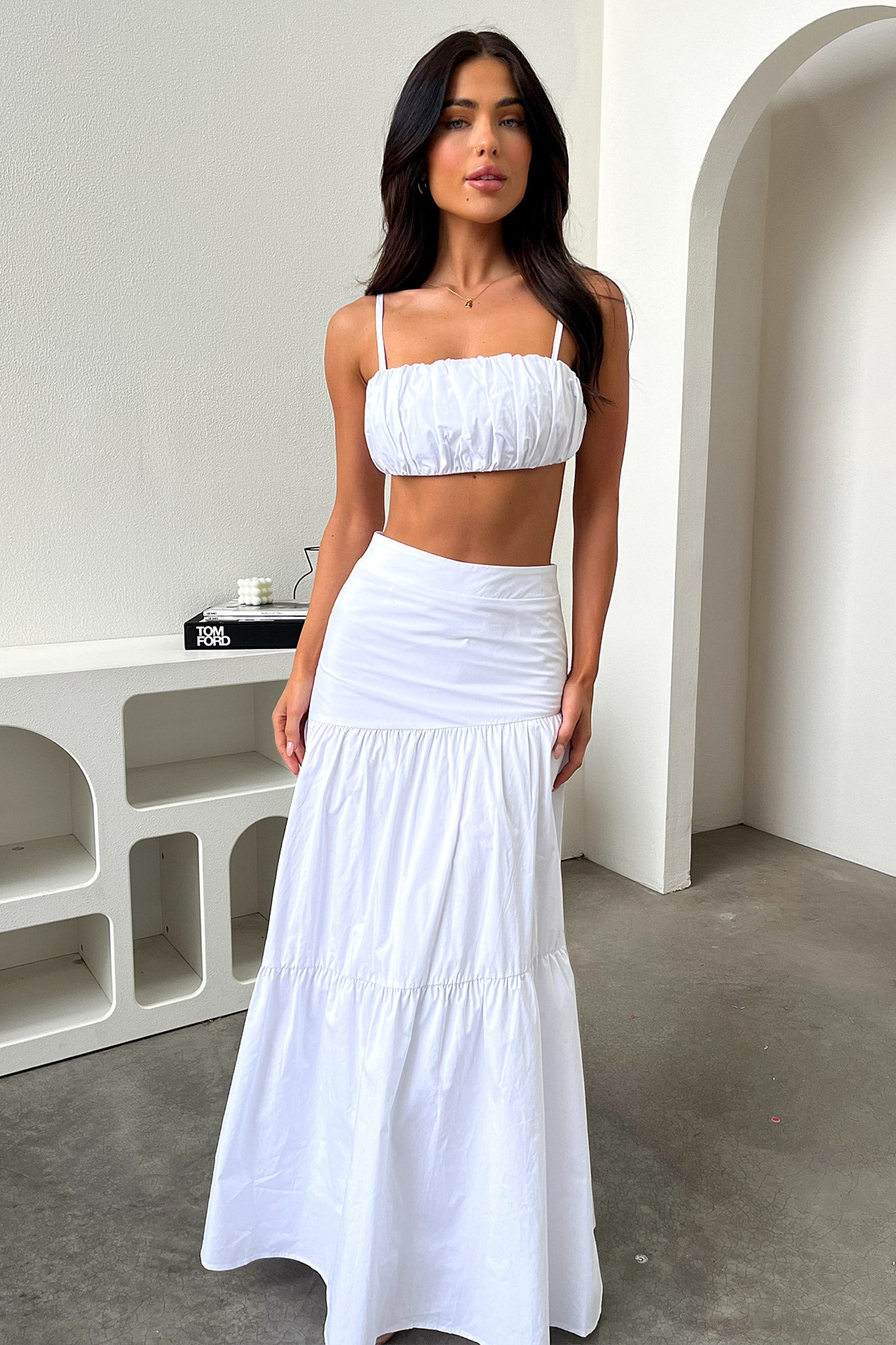 Lateisha Crop - White-Coutiqo