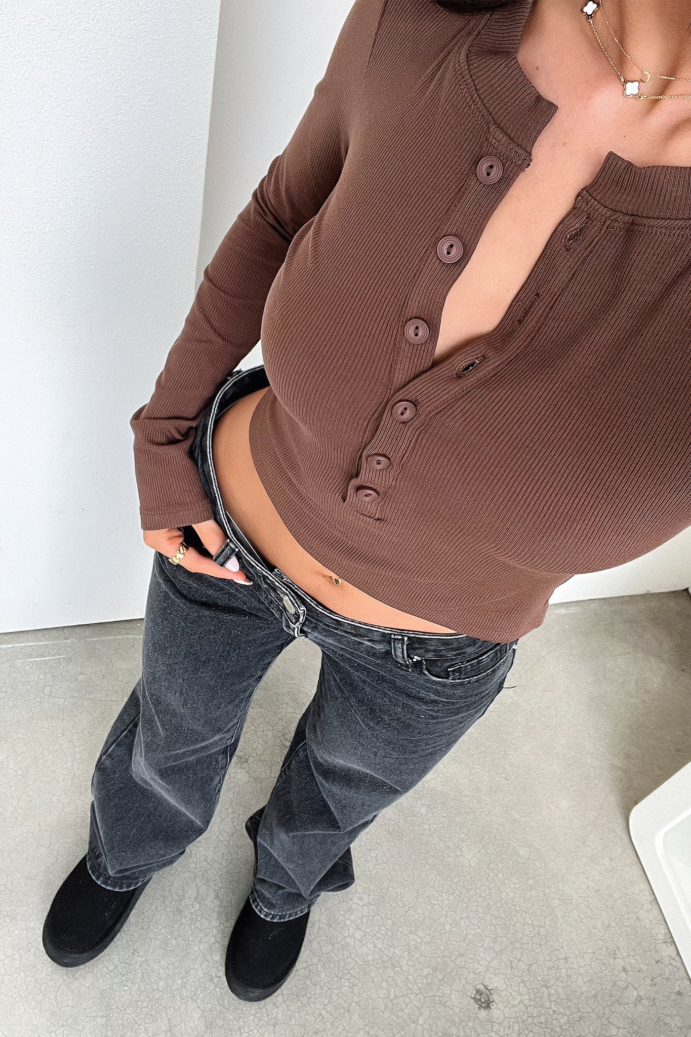 Liliana Top - Brown-Coutiqo