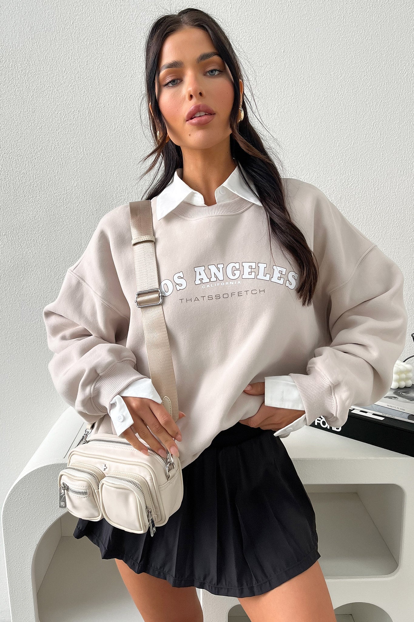 Los Angeles Crewneck - Bone-Coutiqo