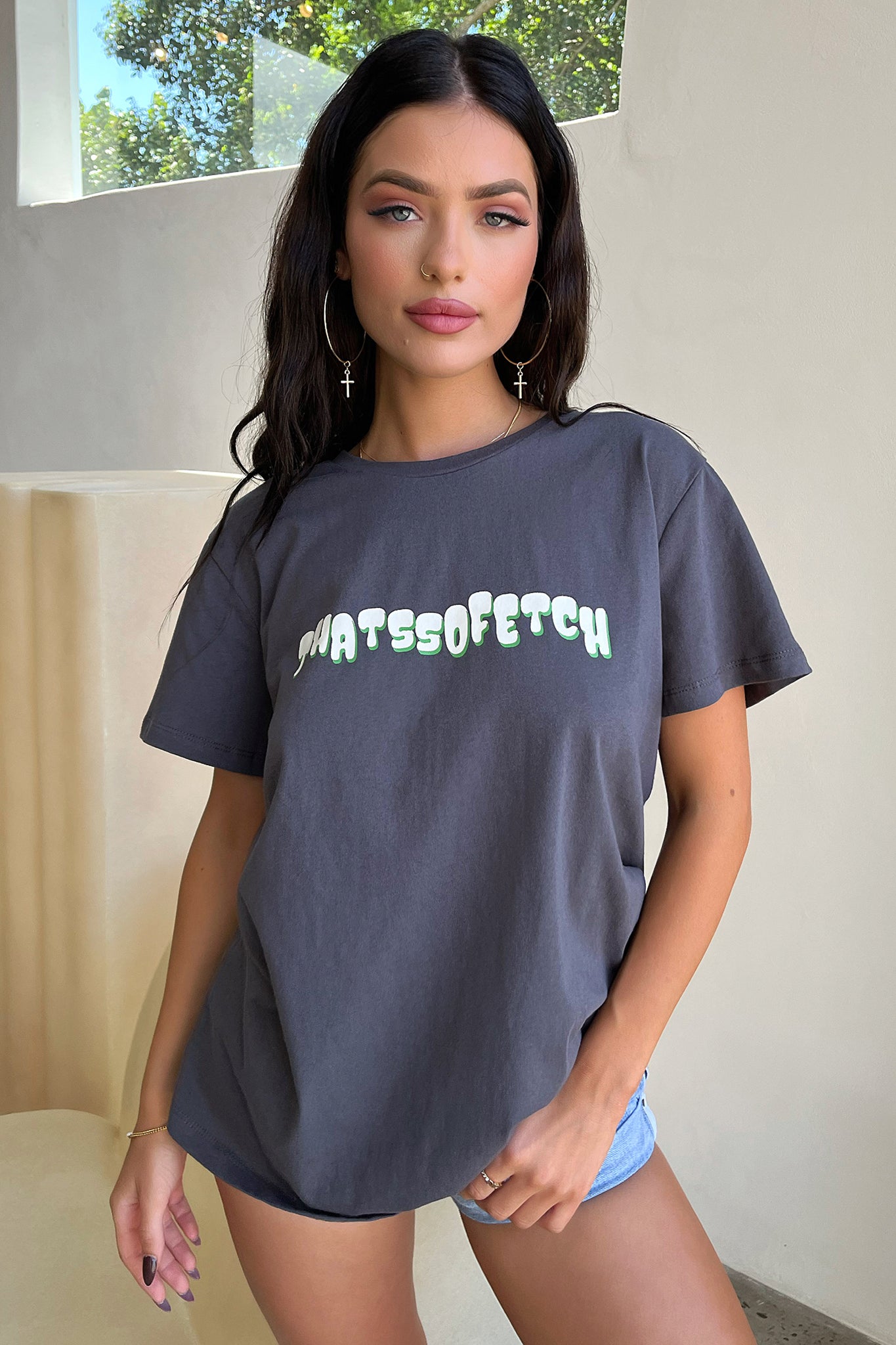 Low Down Tee - Charcoal-Coutiqo