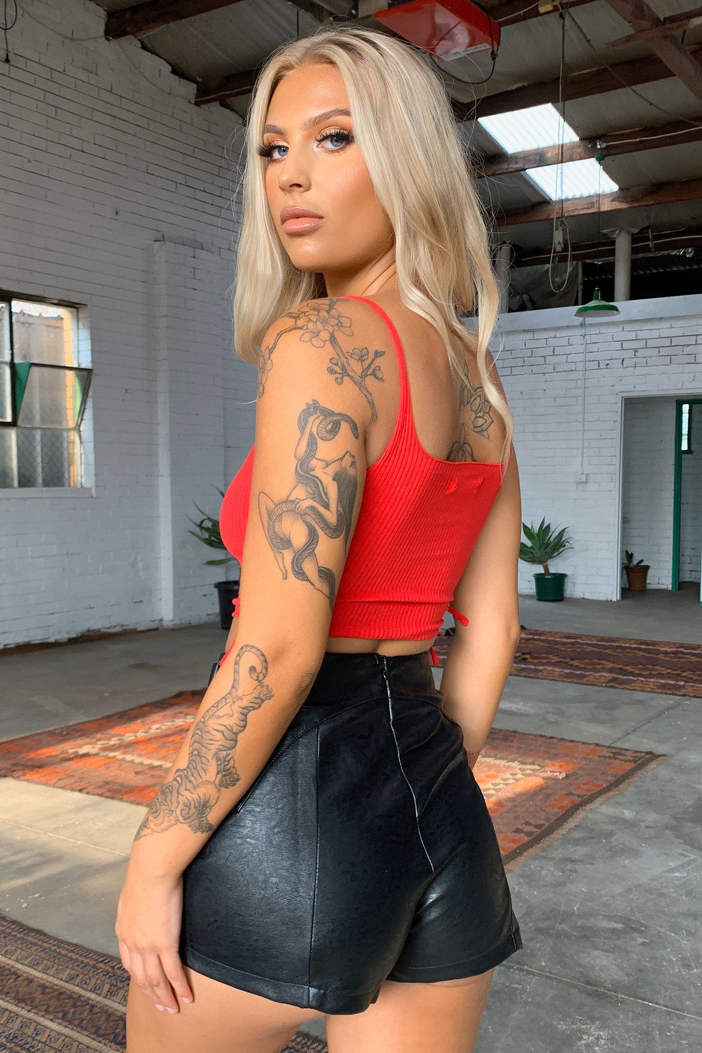 Lexi Shorts - Black-Coutiqo
