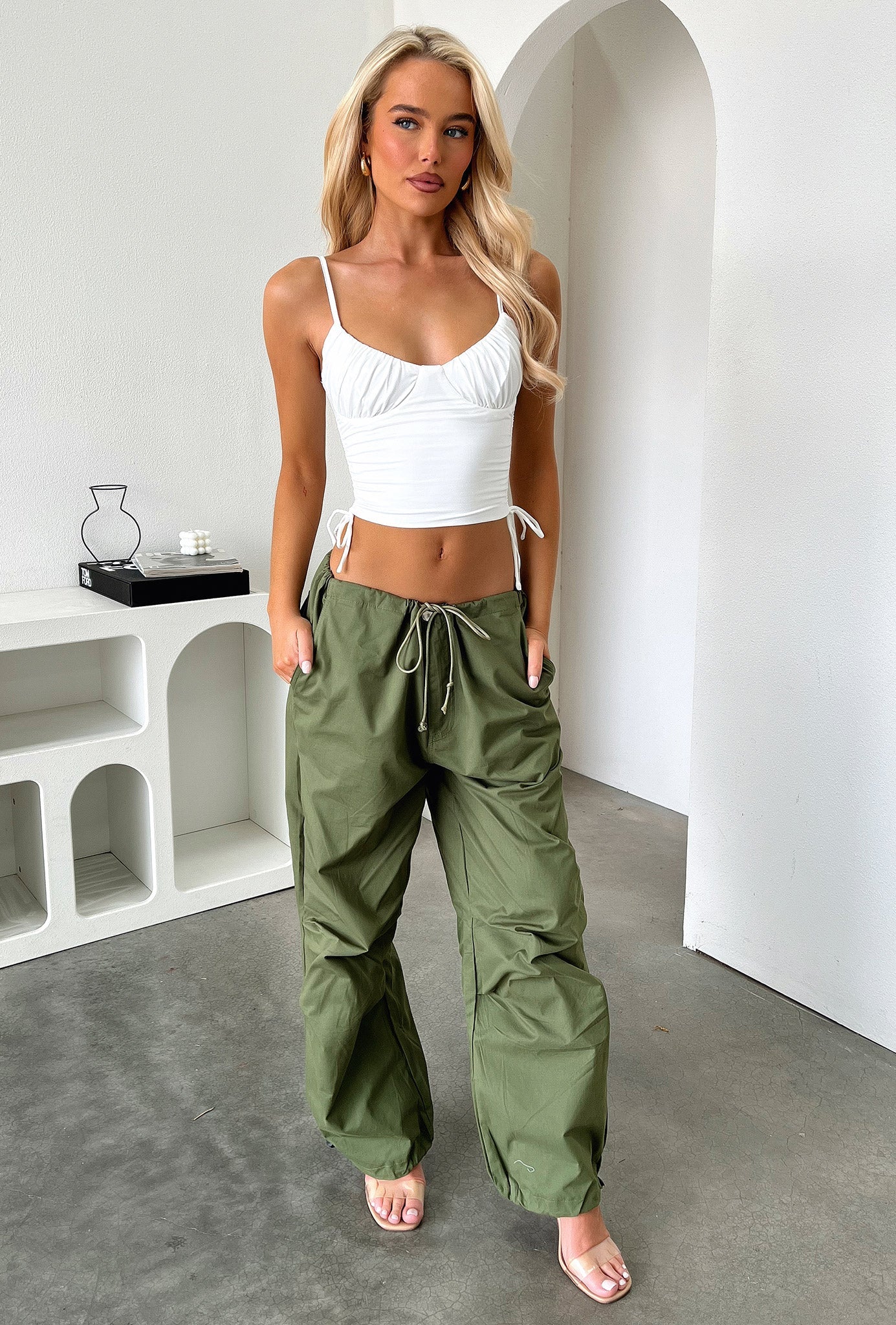 Hadley Crop - White-Coutiqo