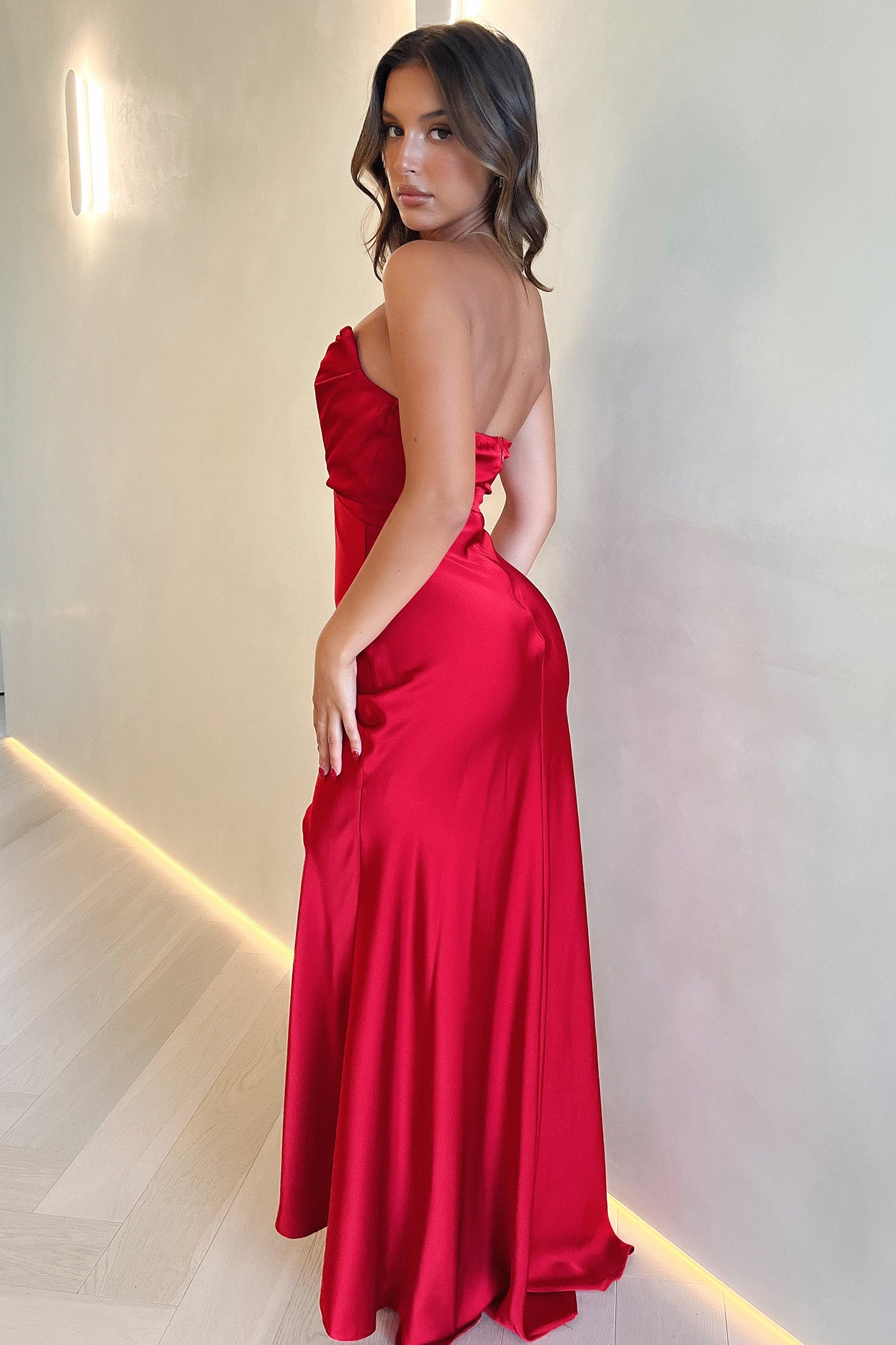 Oscar Maxi Dress - Red-Coutiqo