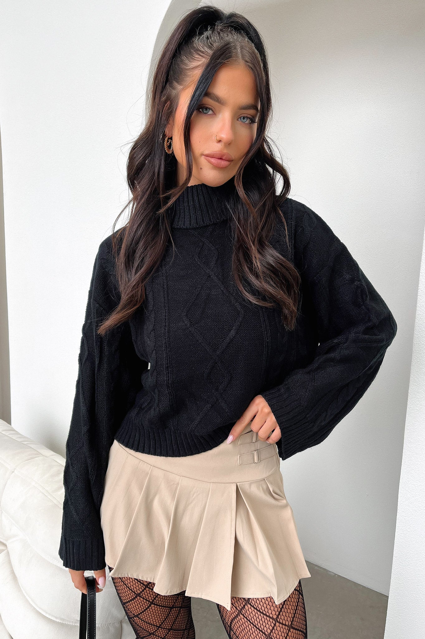 Rian Knit Jumper - Black-Coutiqo