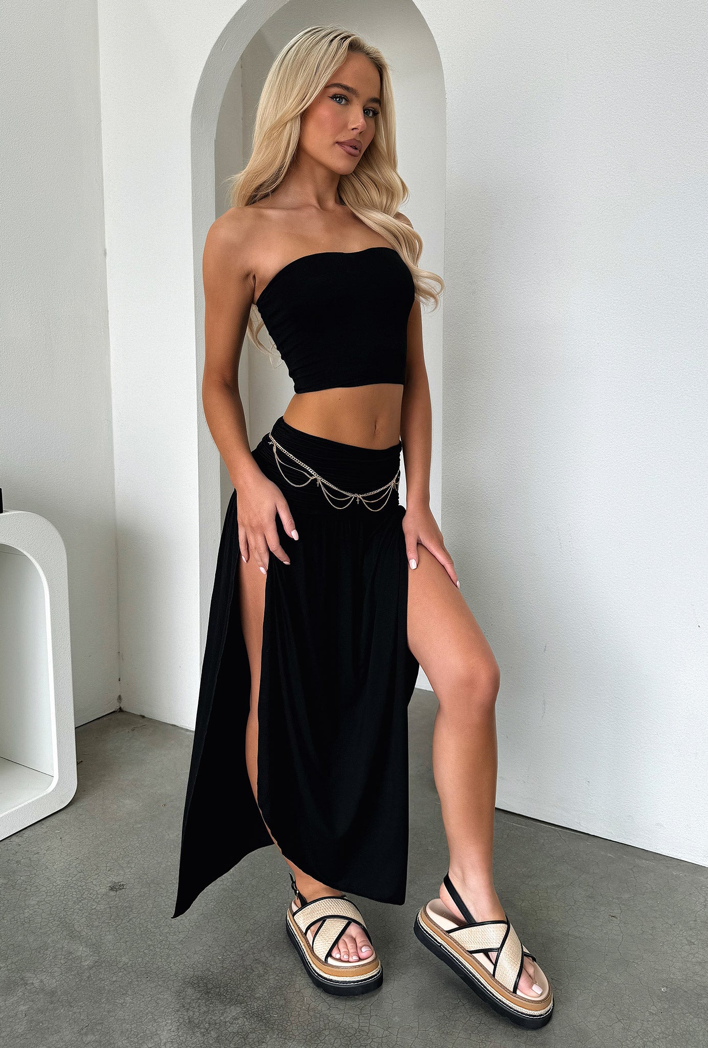 Rosalia Strapless Top - Black-Coutiqo