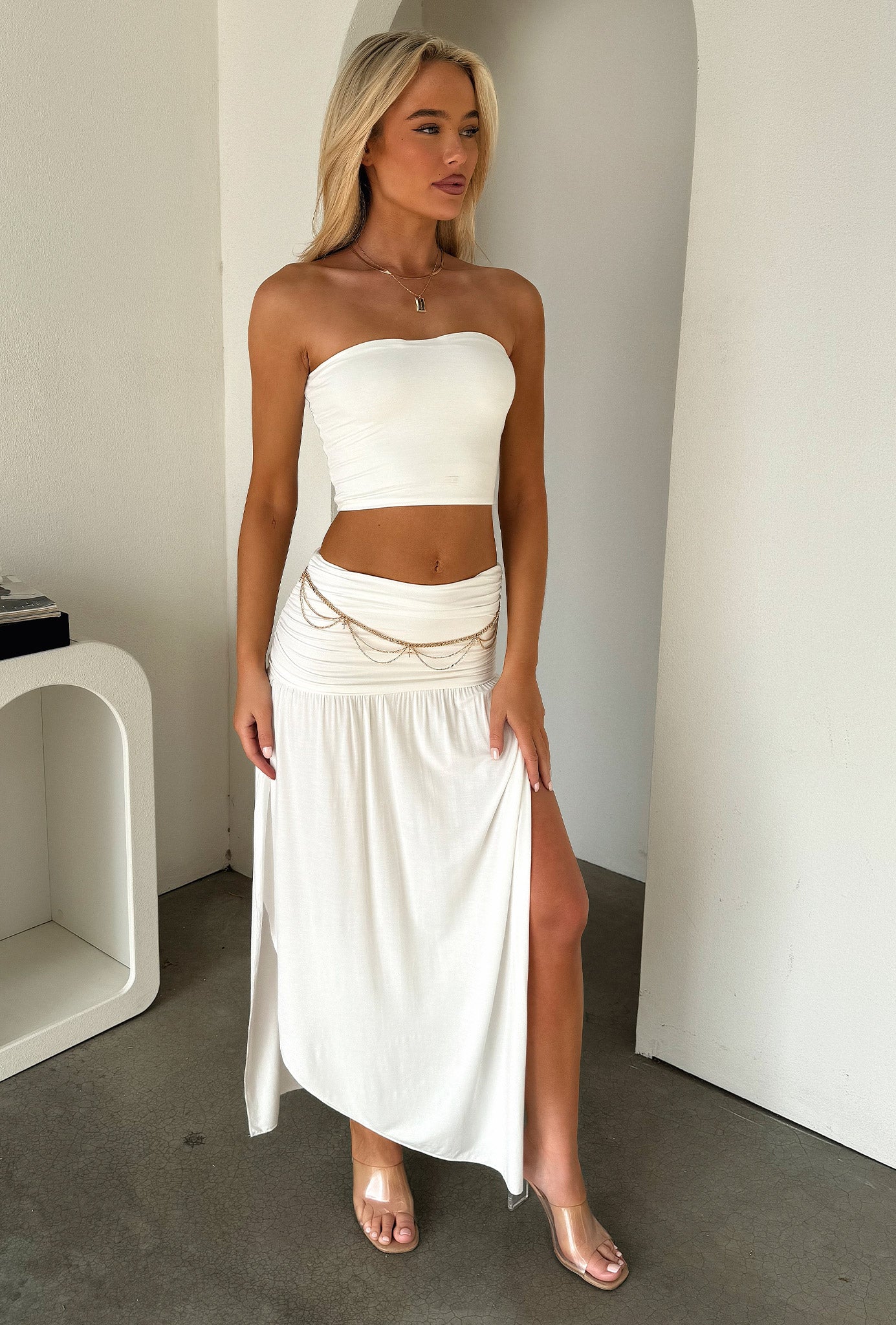 Rosalia Strapless Top - White-Coutiqo