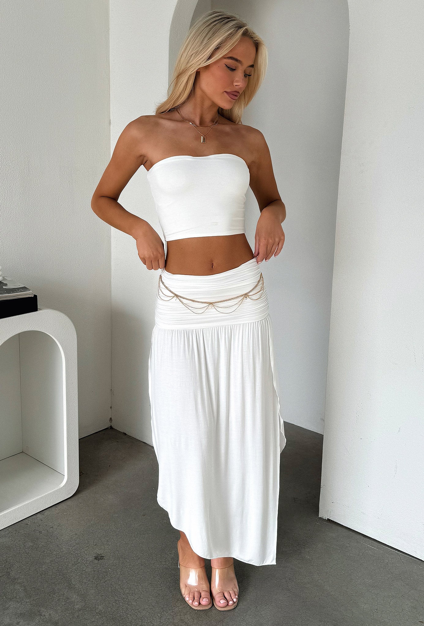 Rosalia Strapless Top - White-Coutiqo