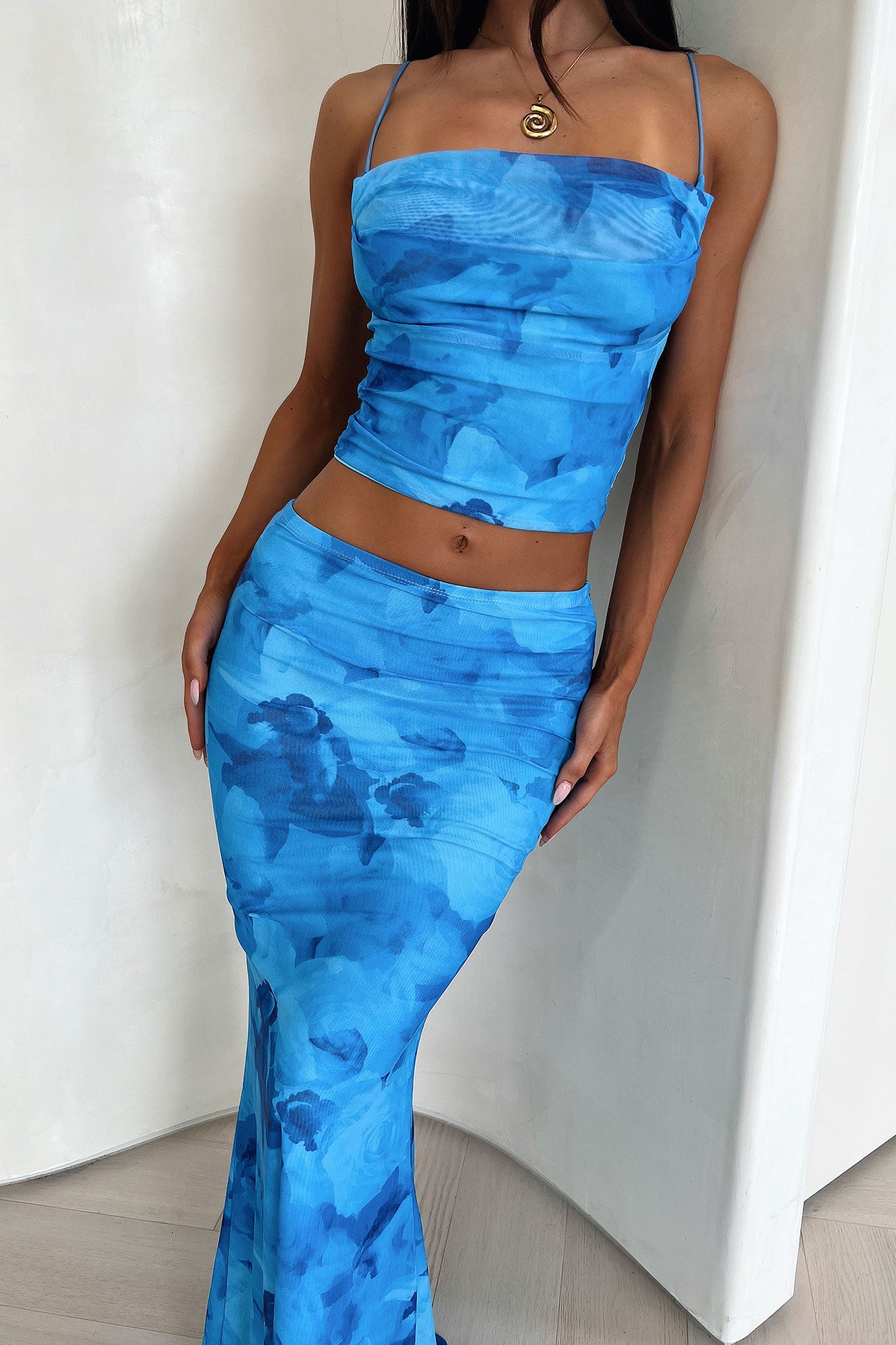 Ryleigh Crop - Blue Floral-Coutiqo