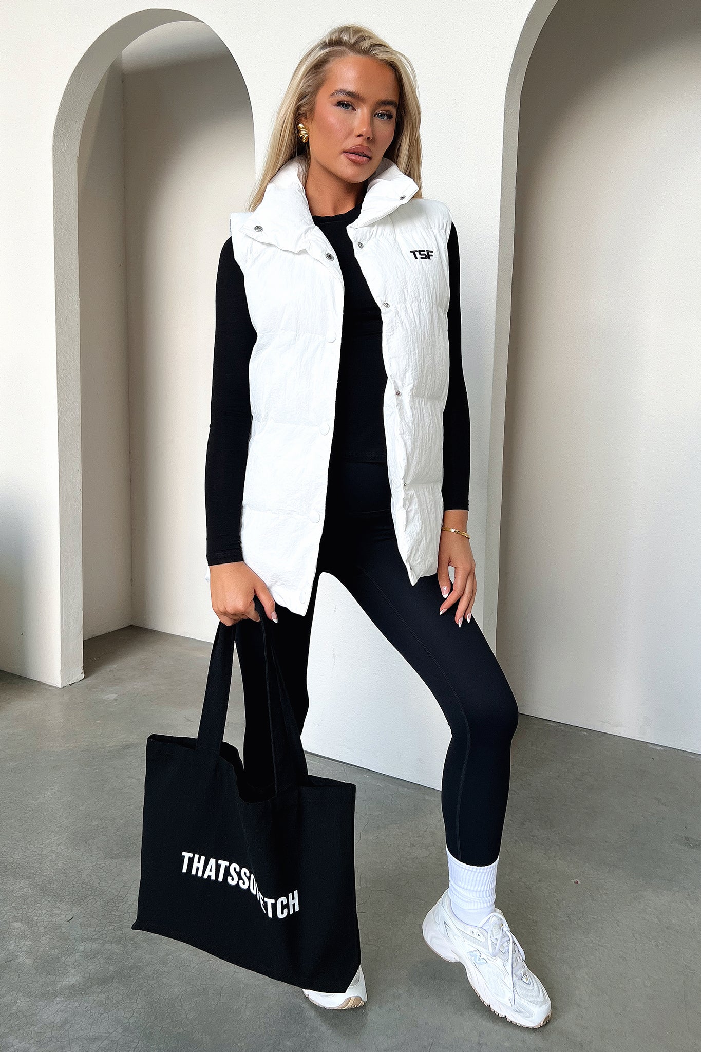 Sabre Puffer Vest - Cream-Coutiqo