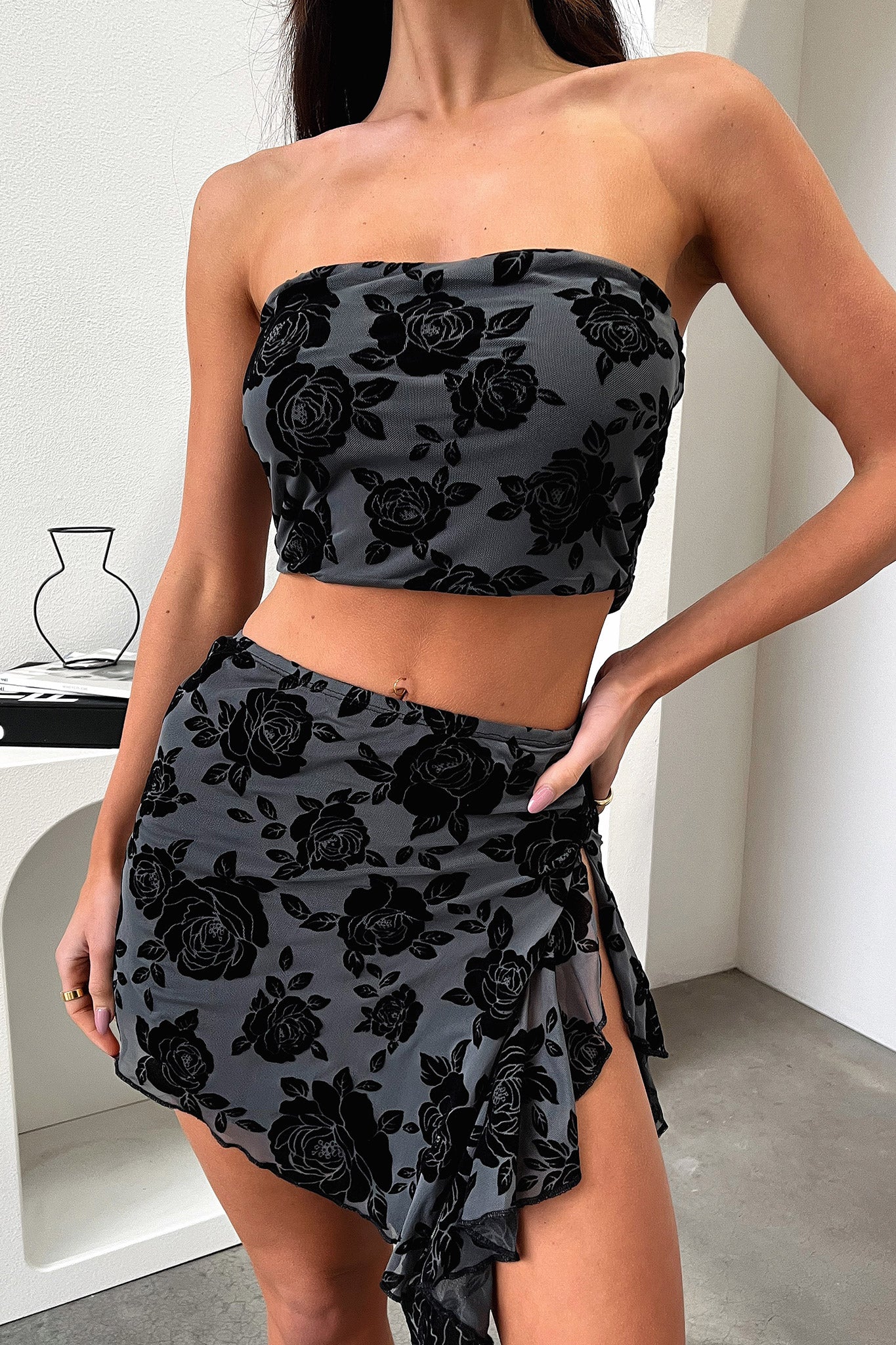 Savian Top - Black Floral-Coutiqo