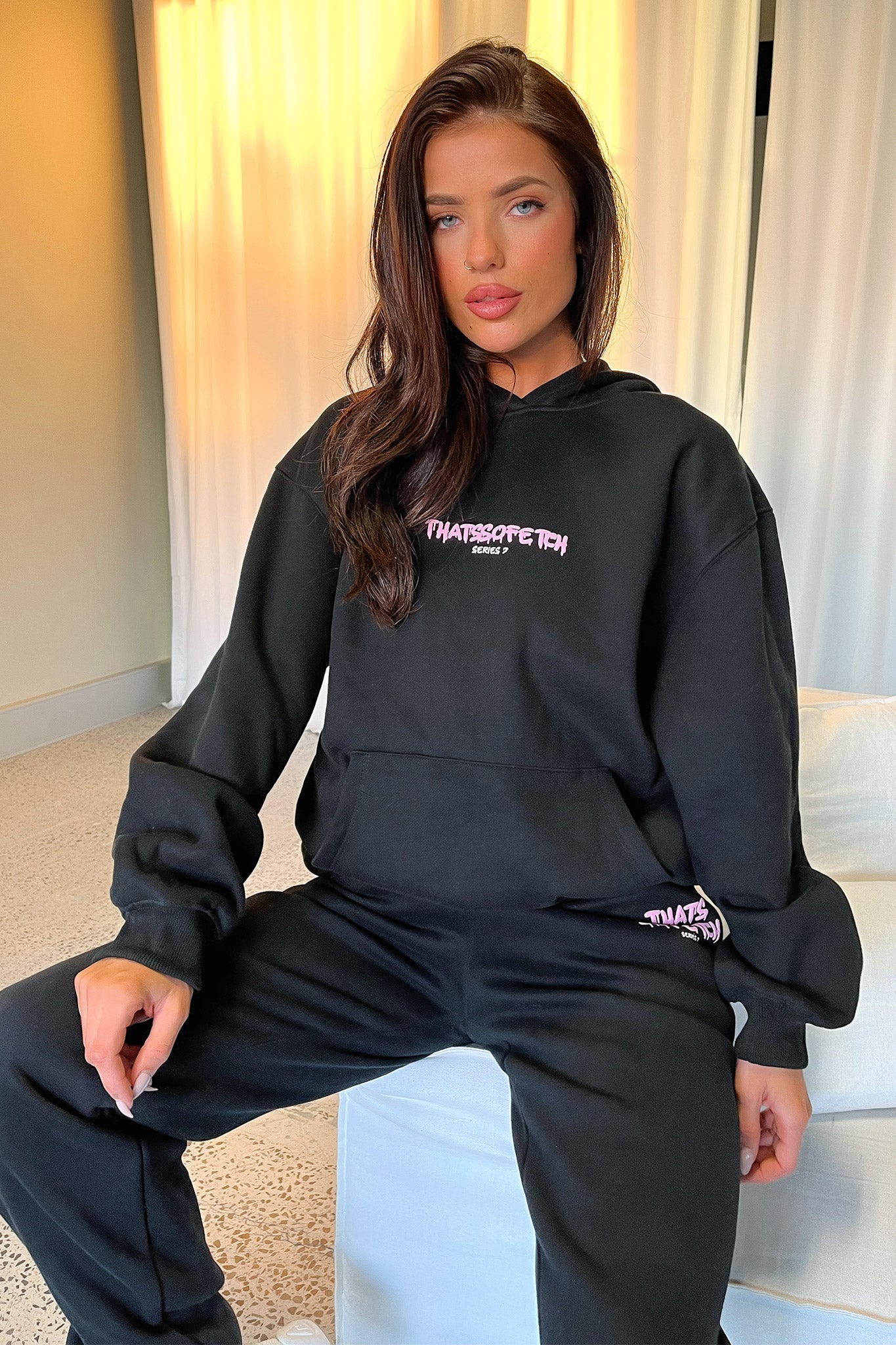 Series 7 Sweatpants - Black/Pink-Coutiqo