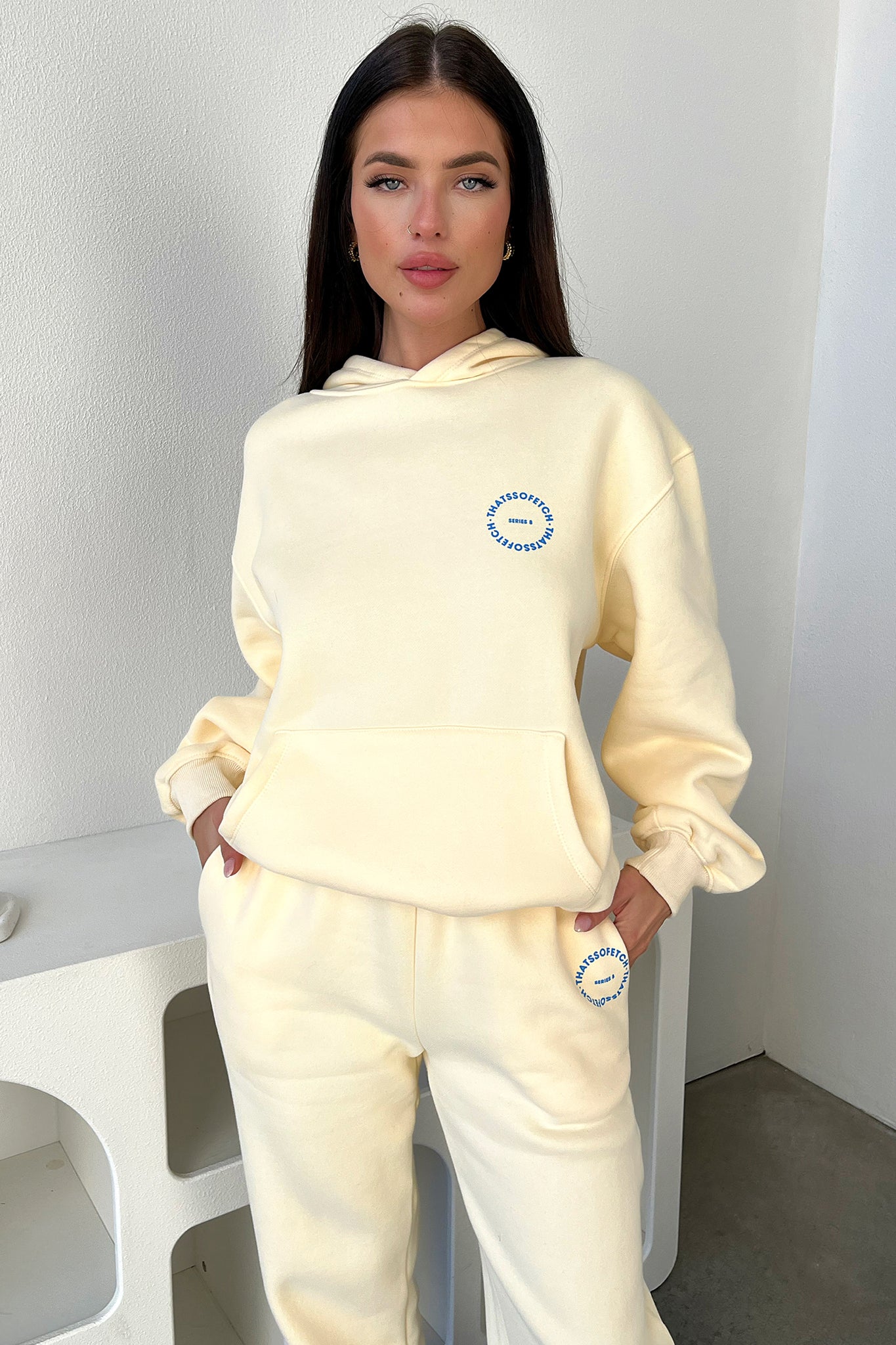 Series 8 Sweatpants - Cream-Coutiqo