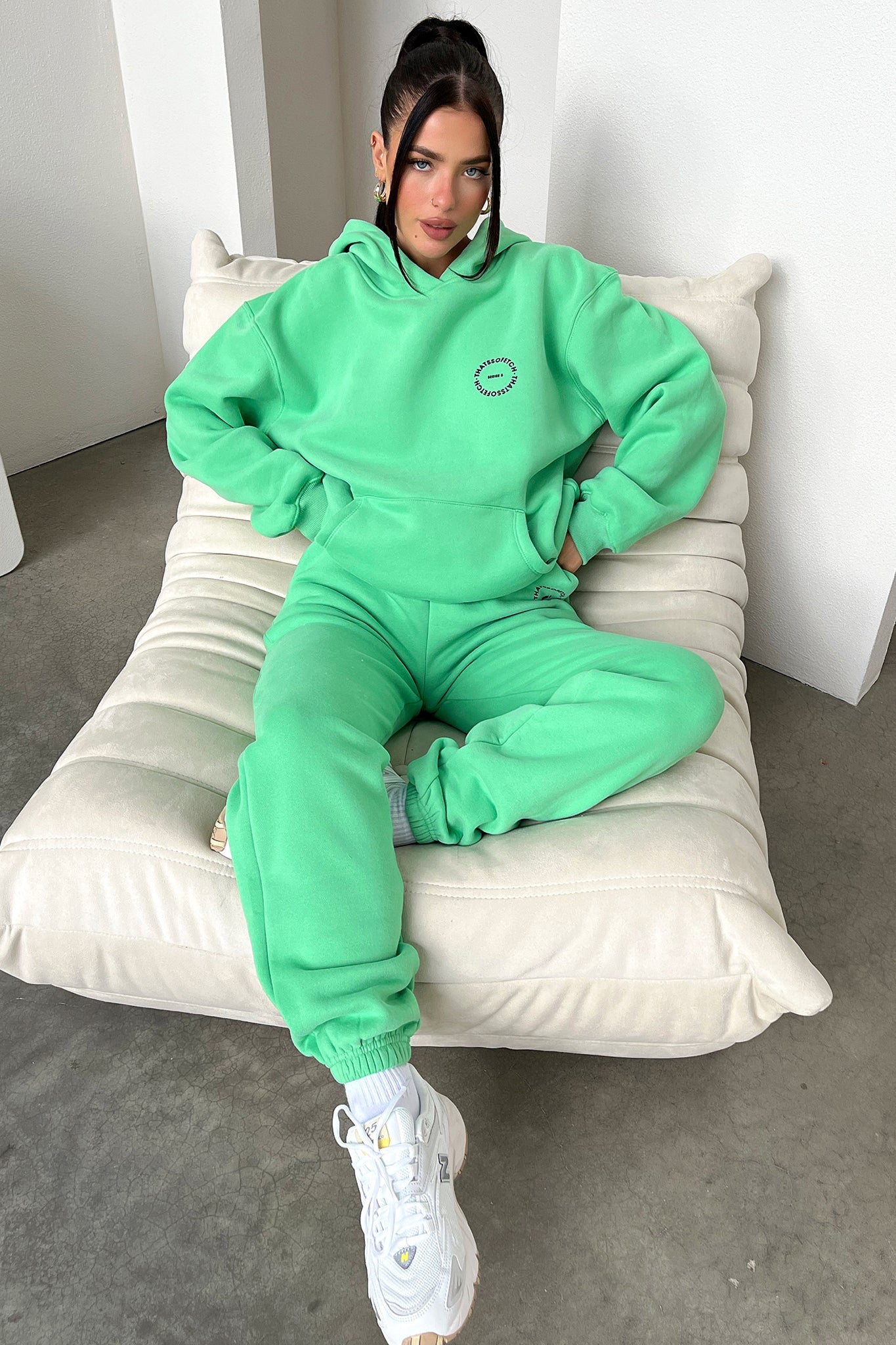Series 8 Sweatpants - Green-Coutiqo
