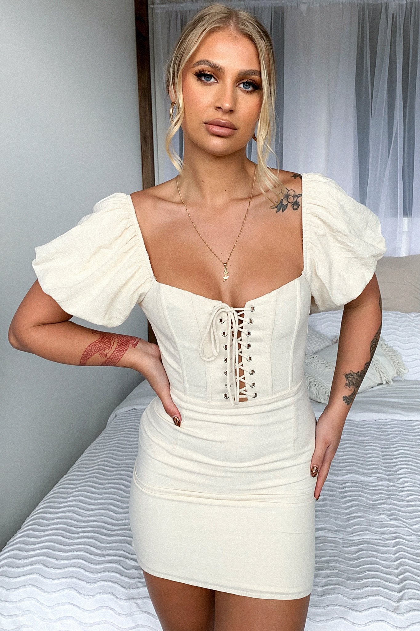 Sheila Dress - Beige-Coutiqo